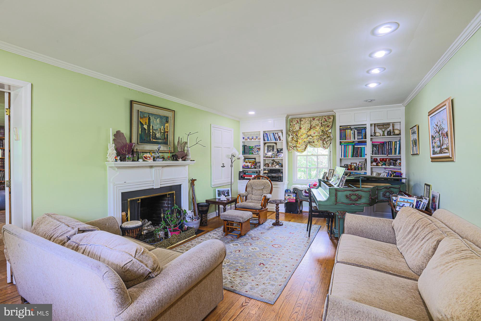 FALLSTAFF - Residential