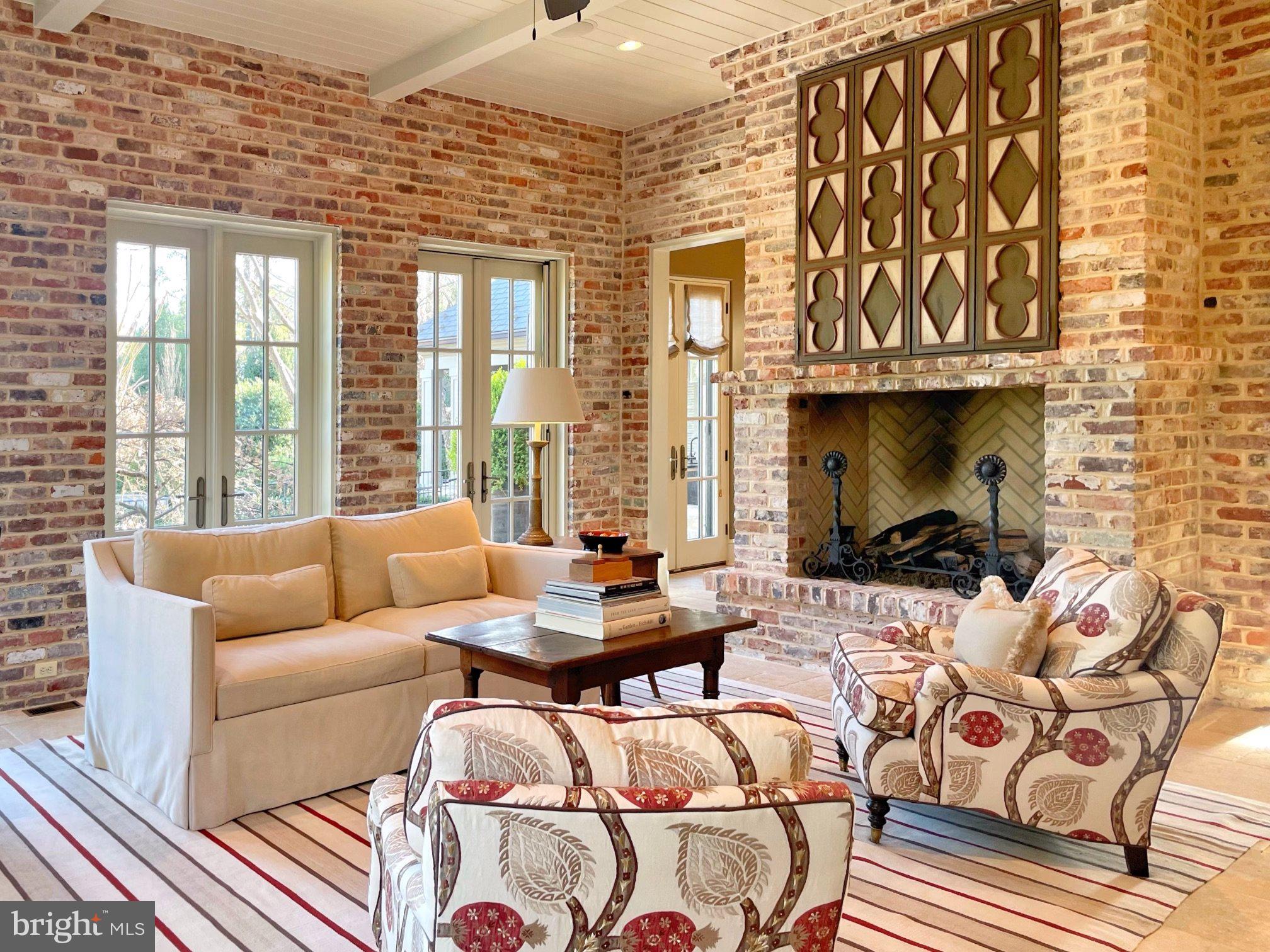 LANGLEY FARMS - Residential