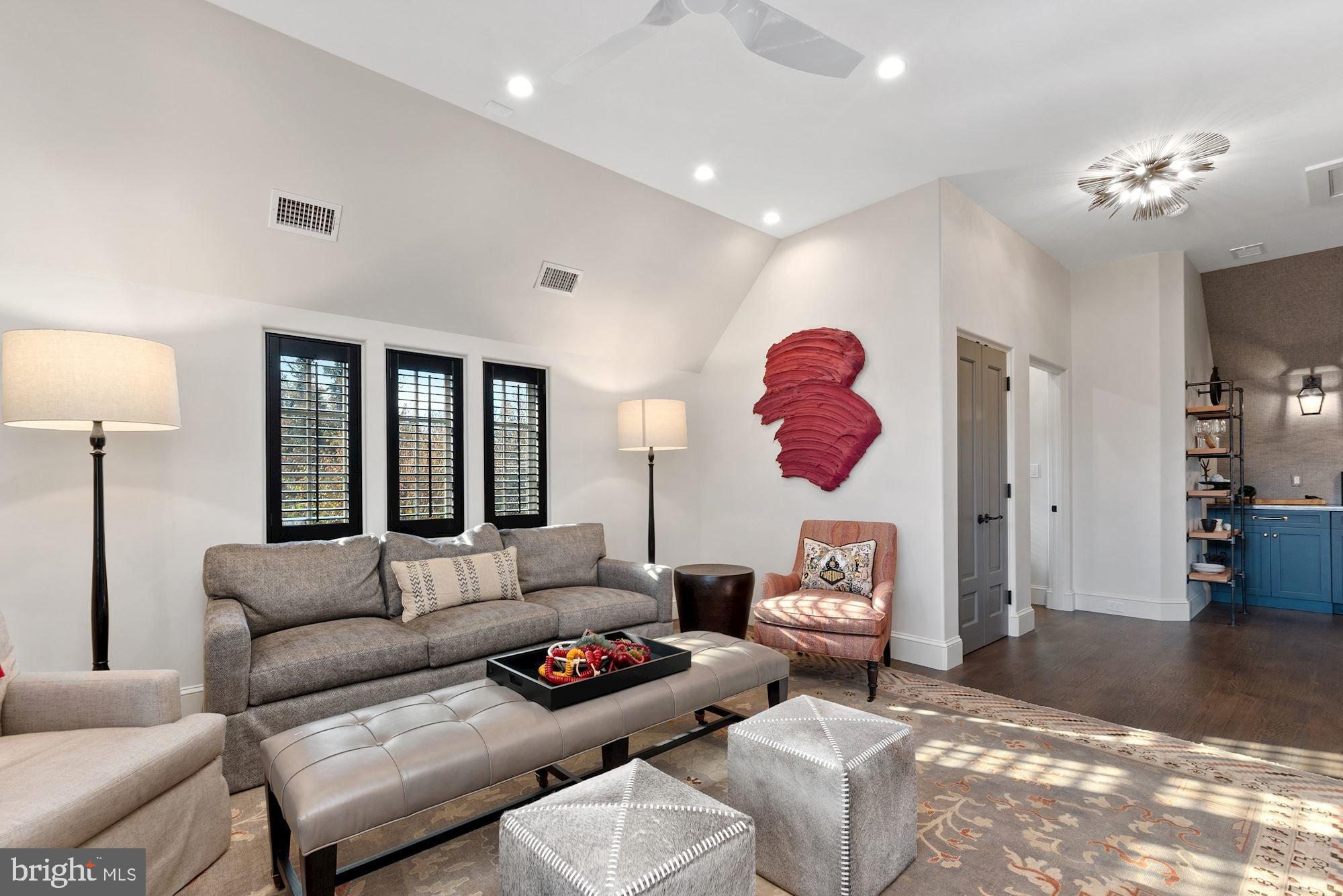 LANGLEY FARMS - Residential