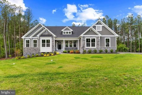 Photo of 3567 Longleaf Pine Court, BRANDYWINE, MD 20613 (MLS # MDCH2055228)