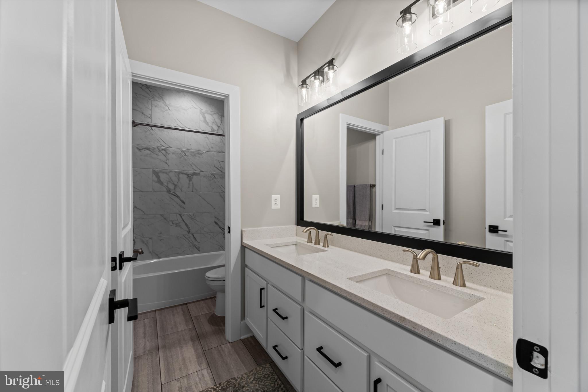 PINEHURST - Residential