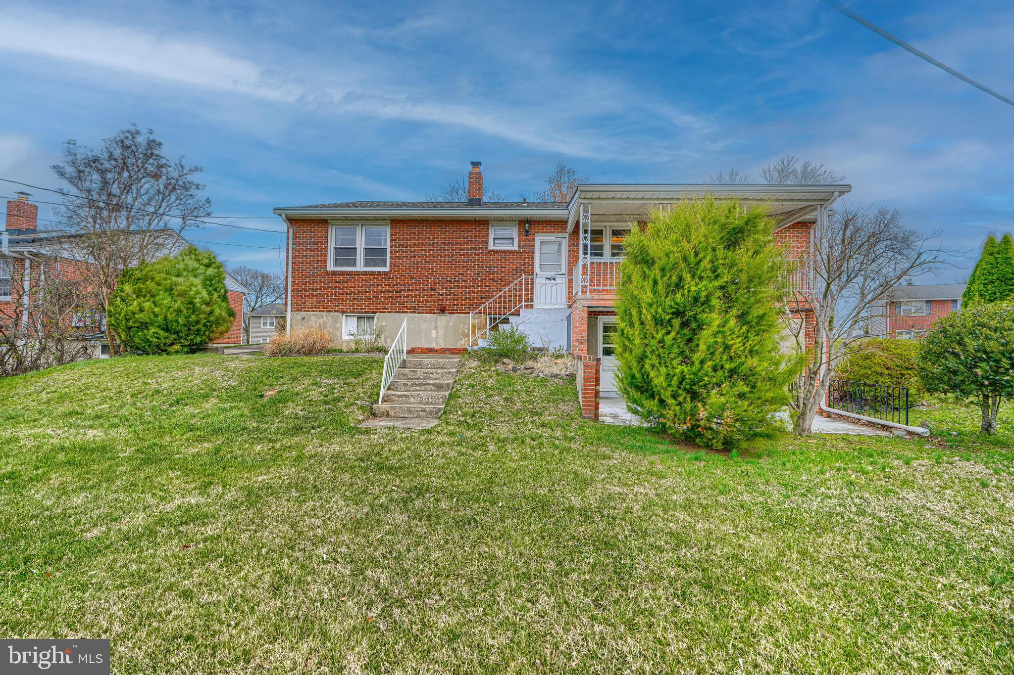 LUTHERVILLE - Residential