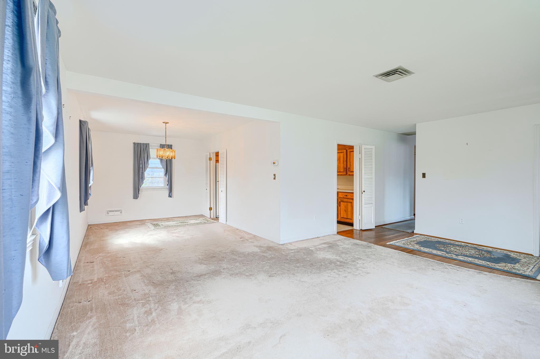 LUTHERVILLE - Residential