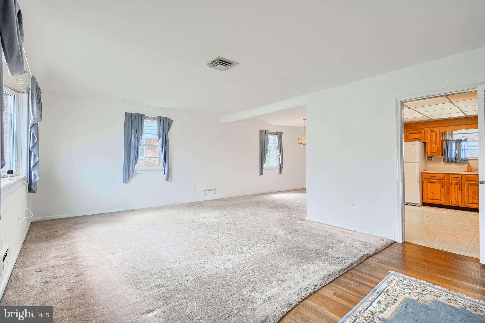 LUTHERVILLE - Residential