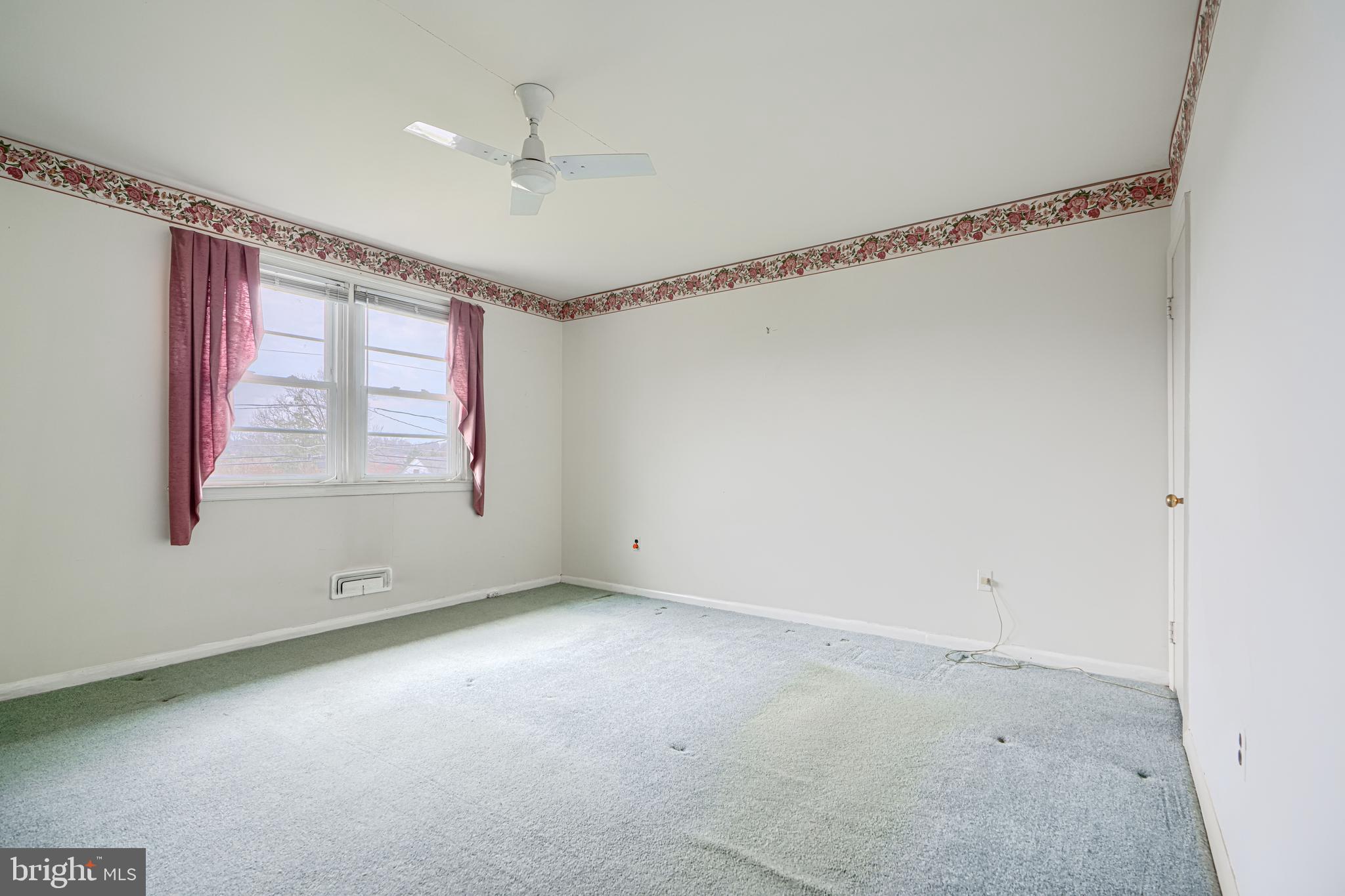 LUTHERVILLE - Residential