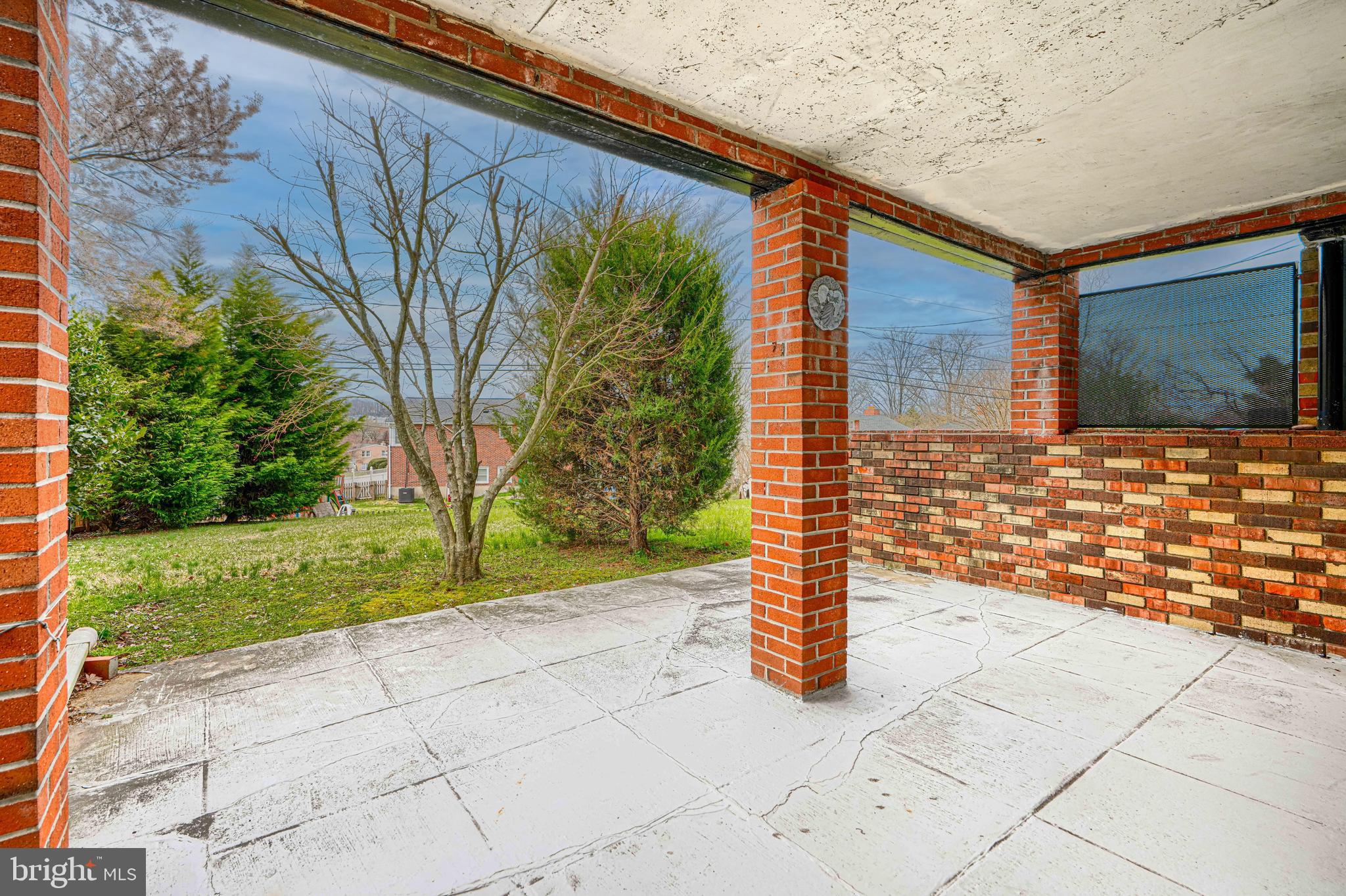 LUTHERVILLE - Residential