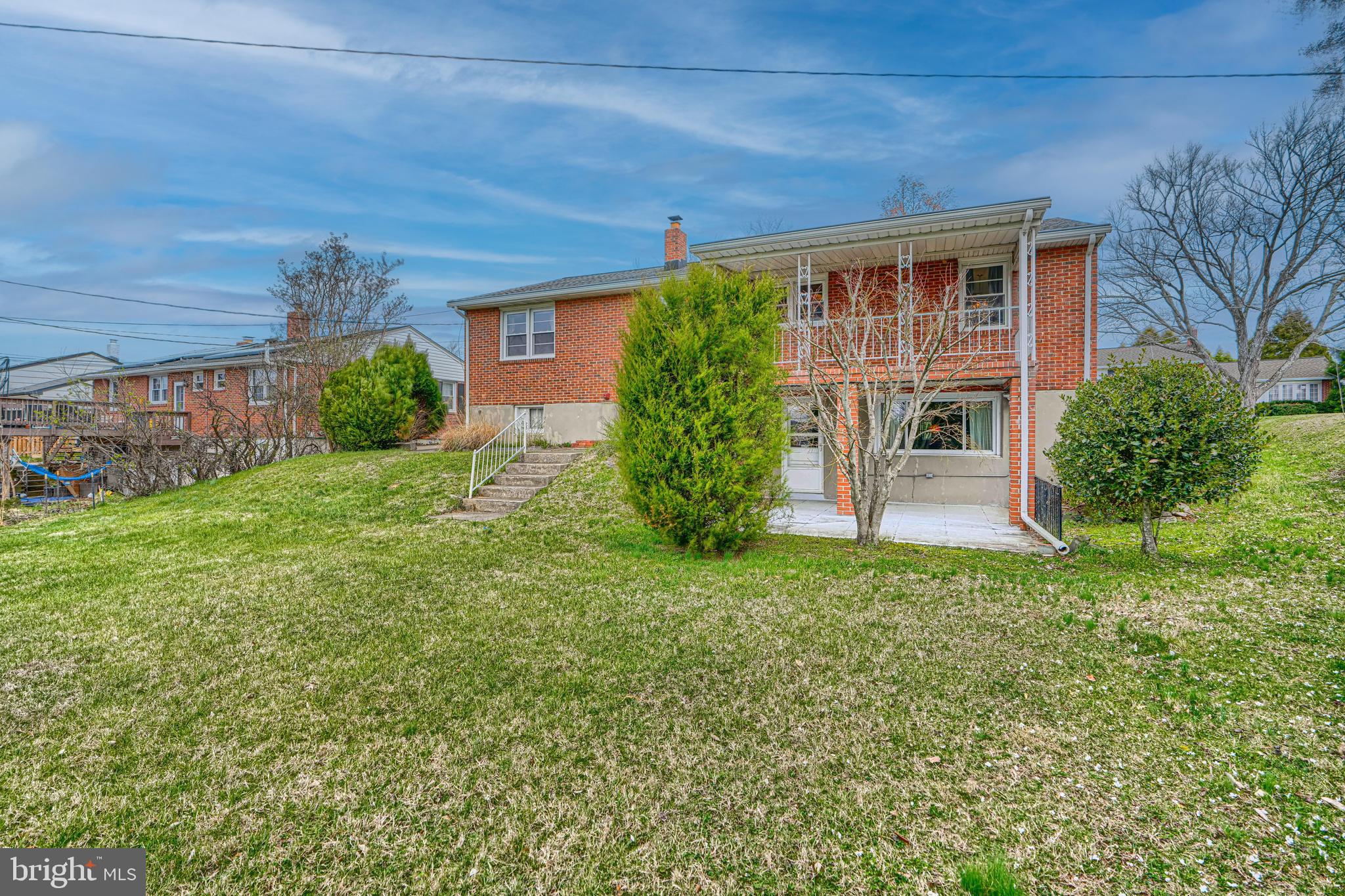 LUTHERVILLE - Residential