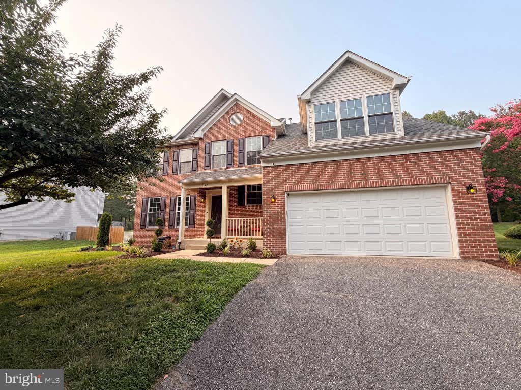 Photo of 2148 Cedar Tree Lane, WALDORF, MD 20601 (MLS # MDCH2057666)
