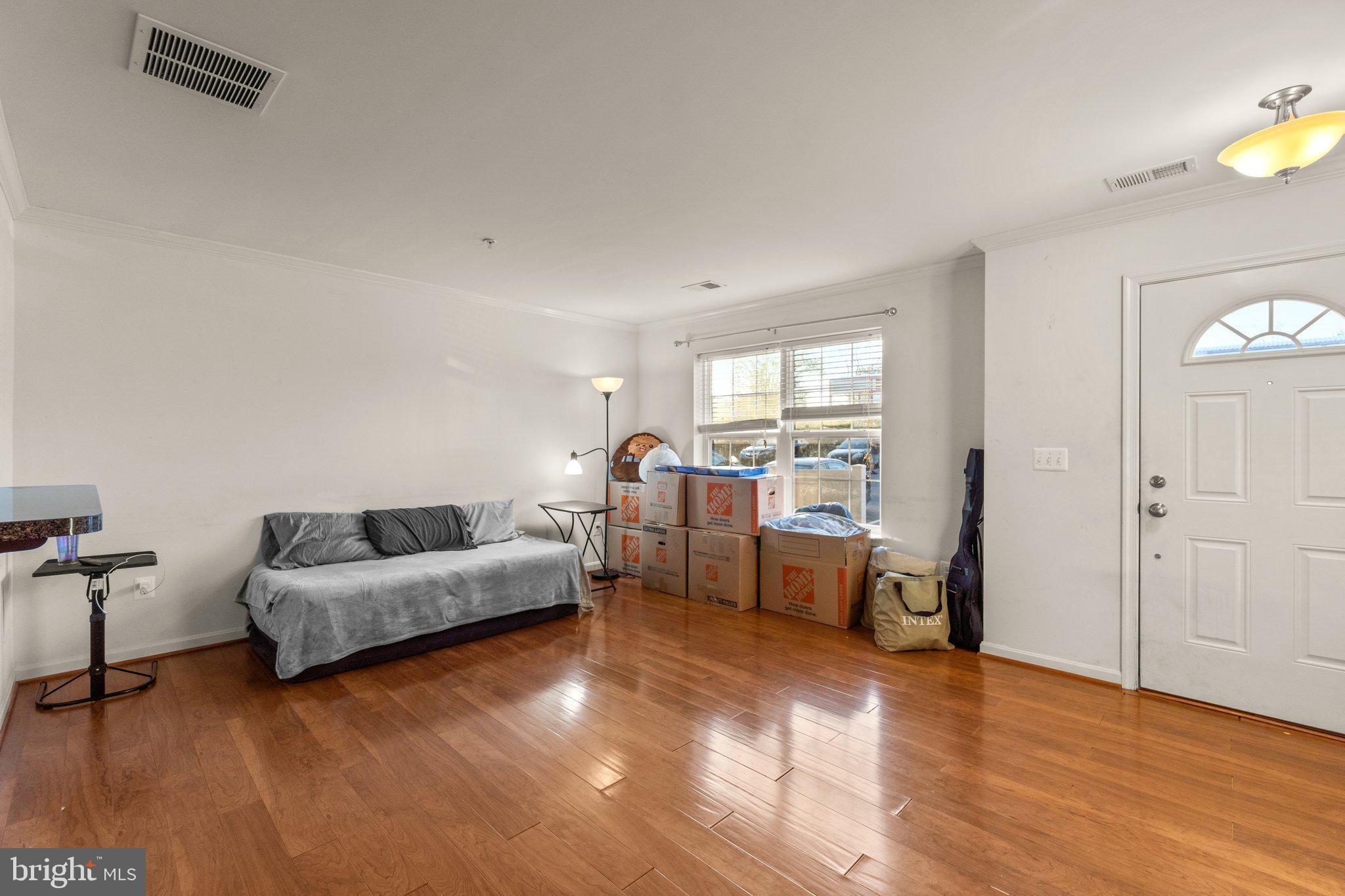 RESERVOIR RIDGE - Residential