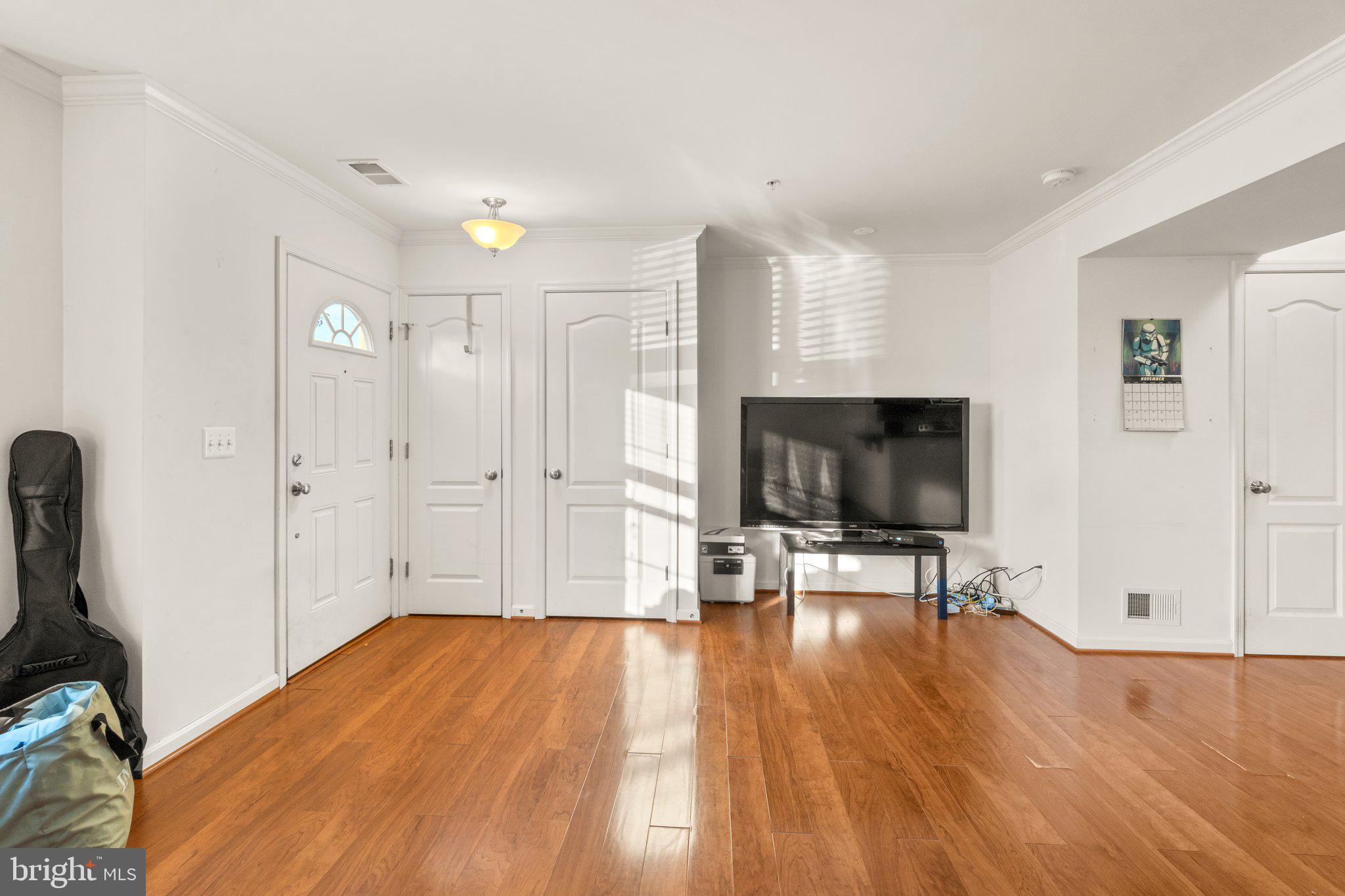 RESERVOIR RIDGE - Residential