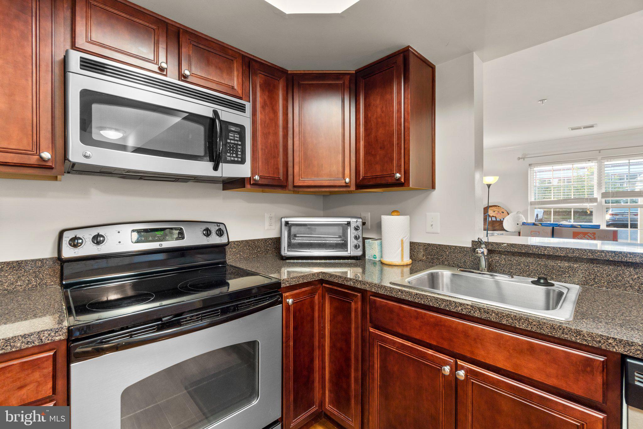 RESERVOIR RIDGE - Residential