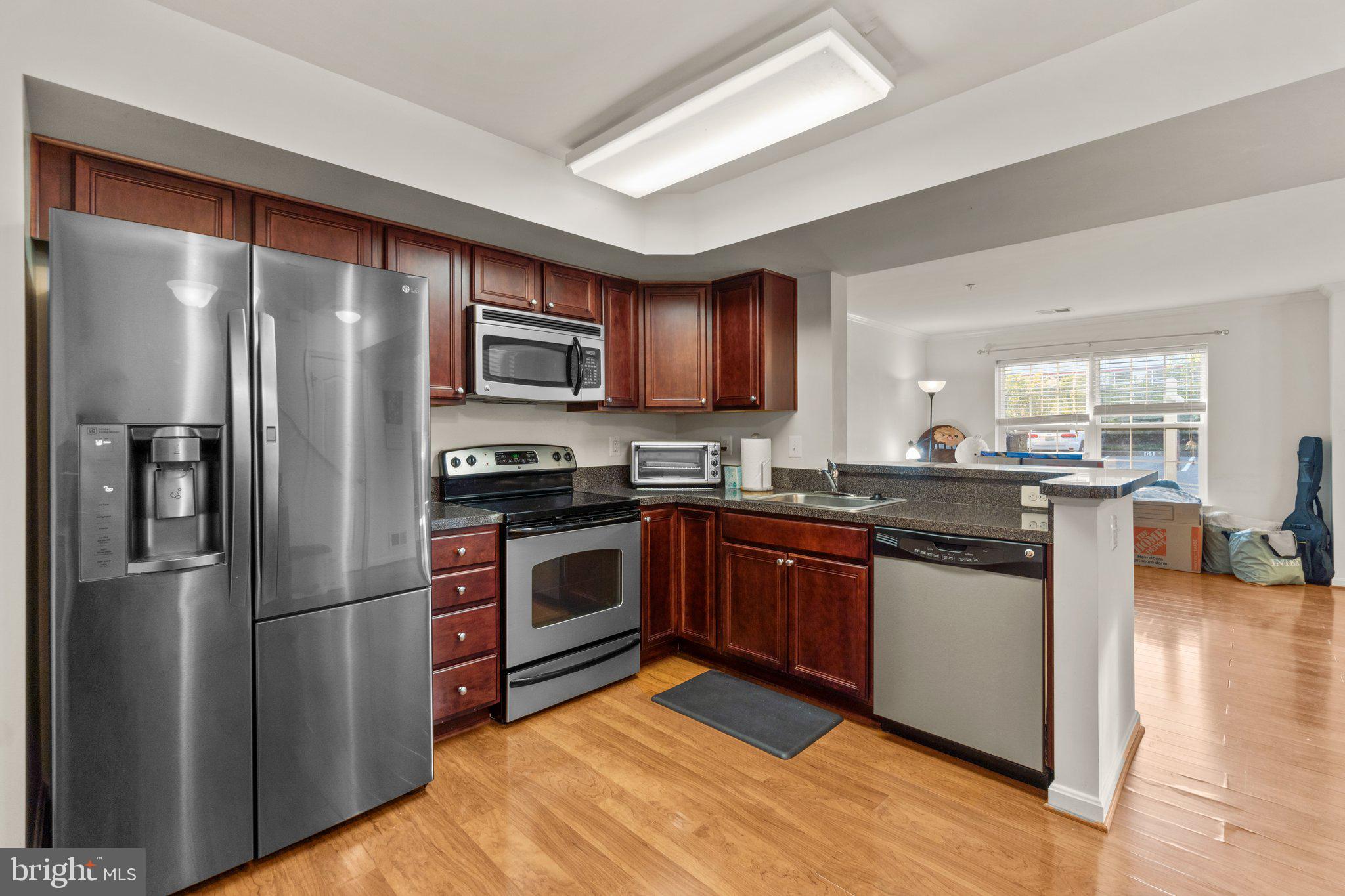 RESERVOIR RIDGE - Residential