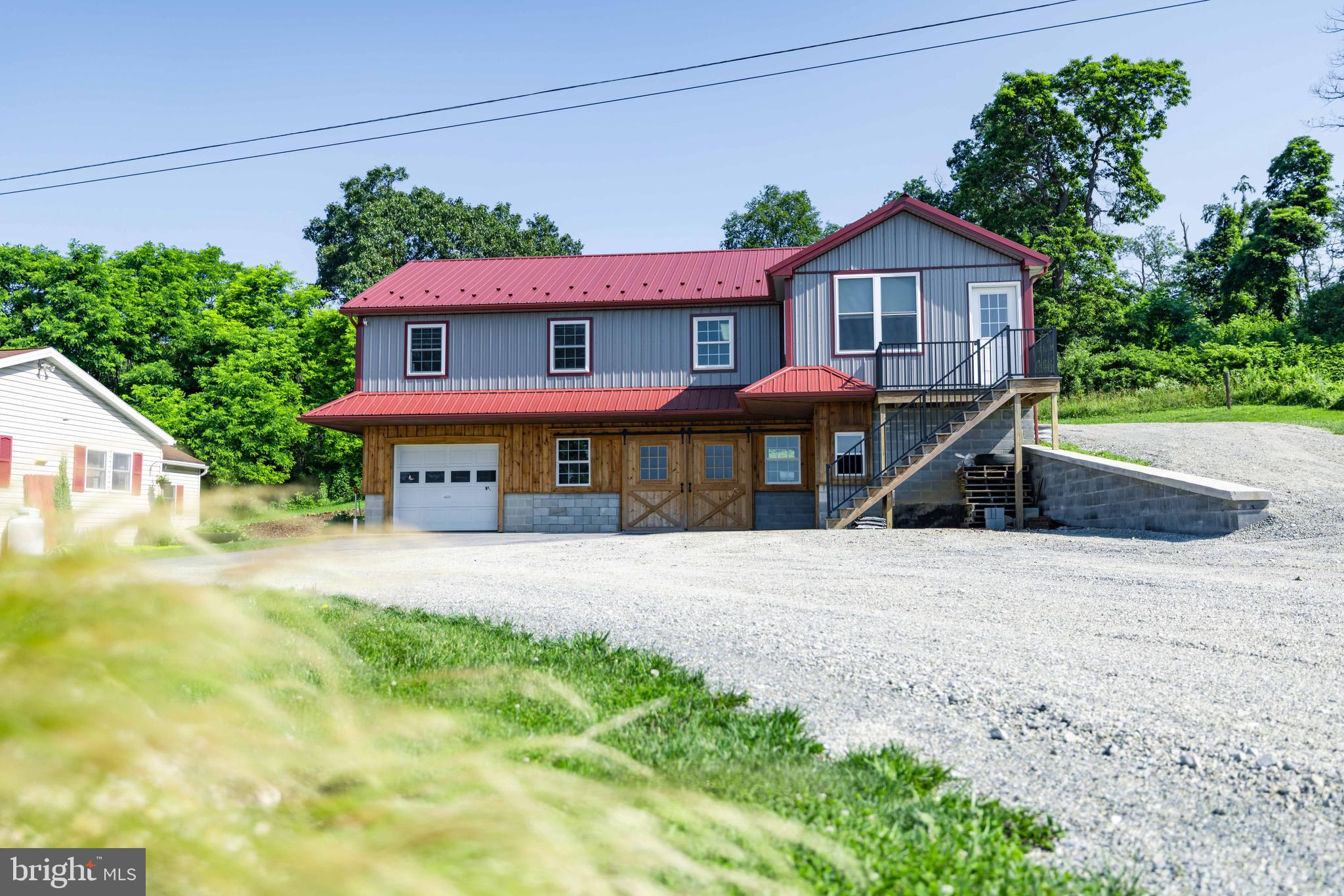 220 CLEARVIEW DRIVE