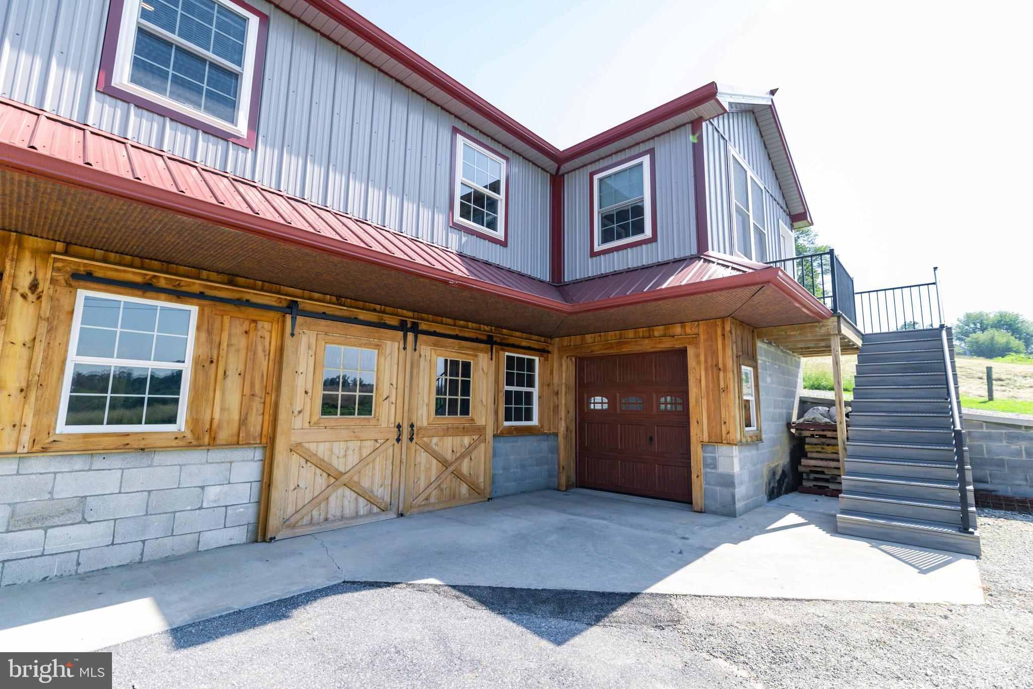 220 CLEARVIEW DRIVE