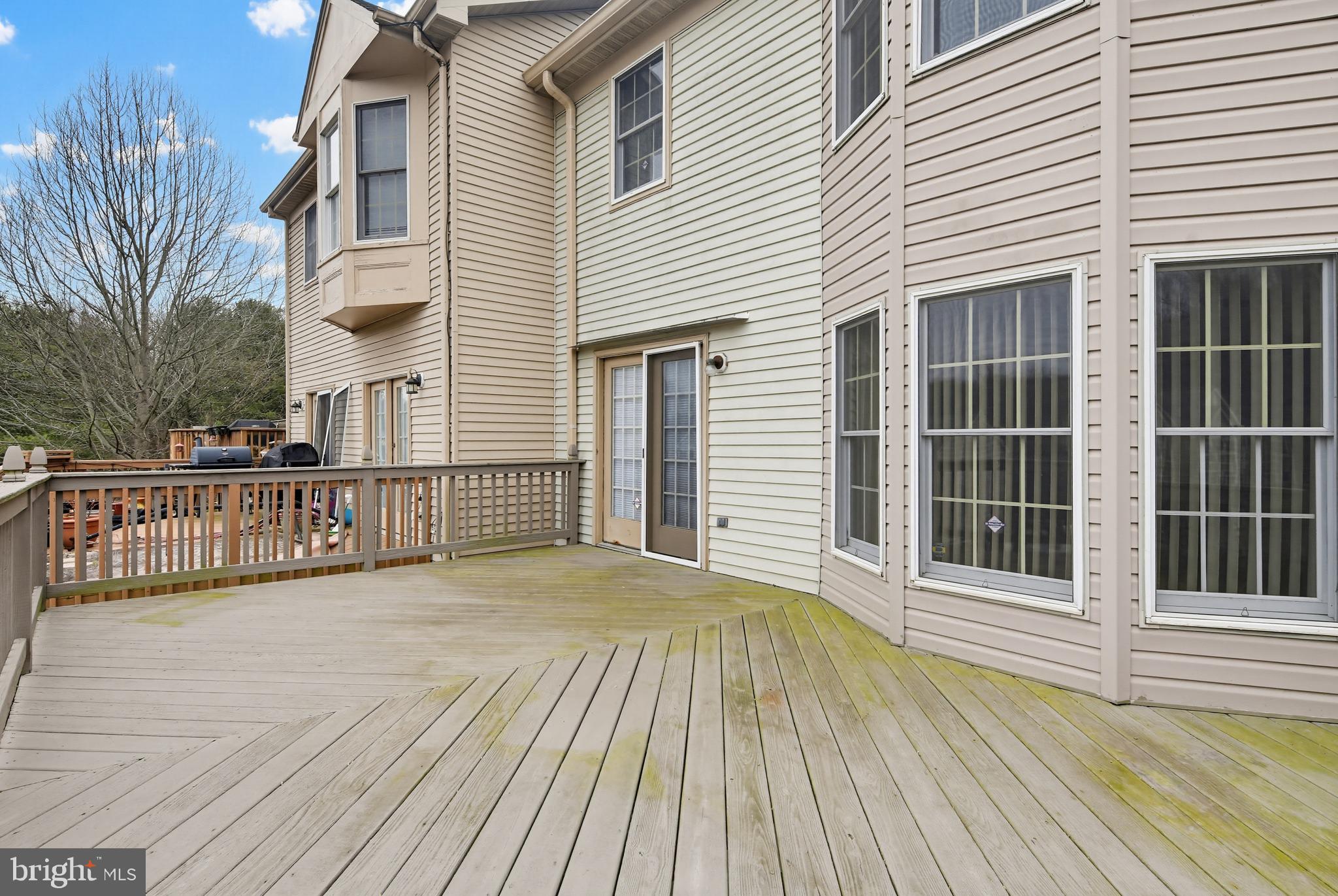 GREENSPRING EAST - Residential