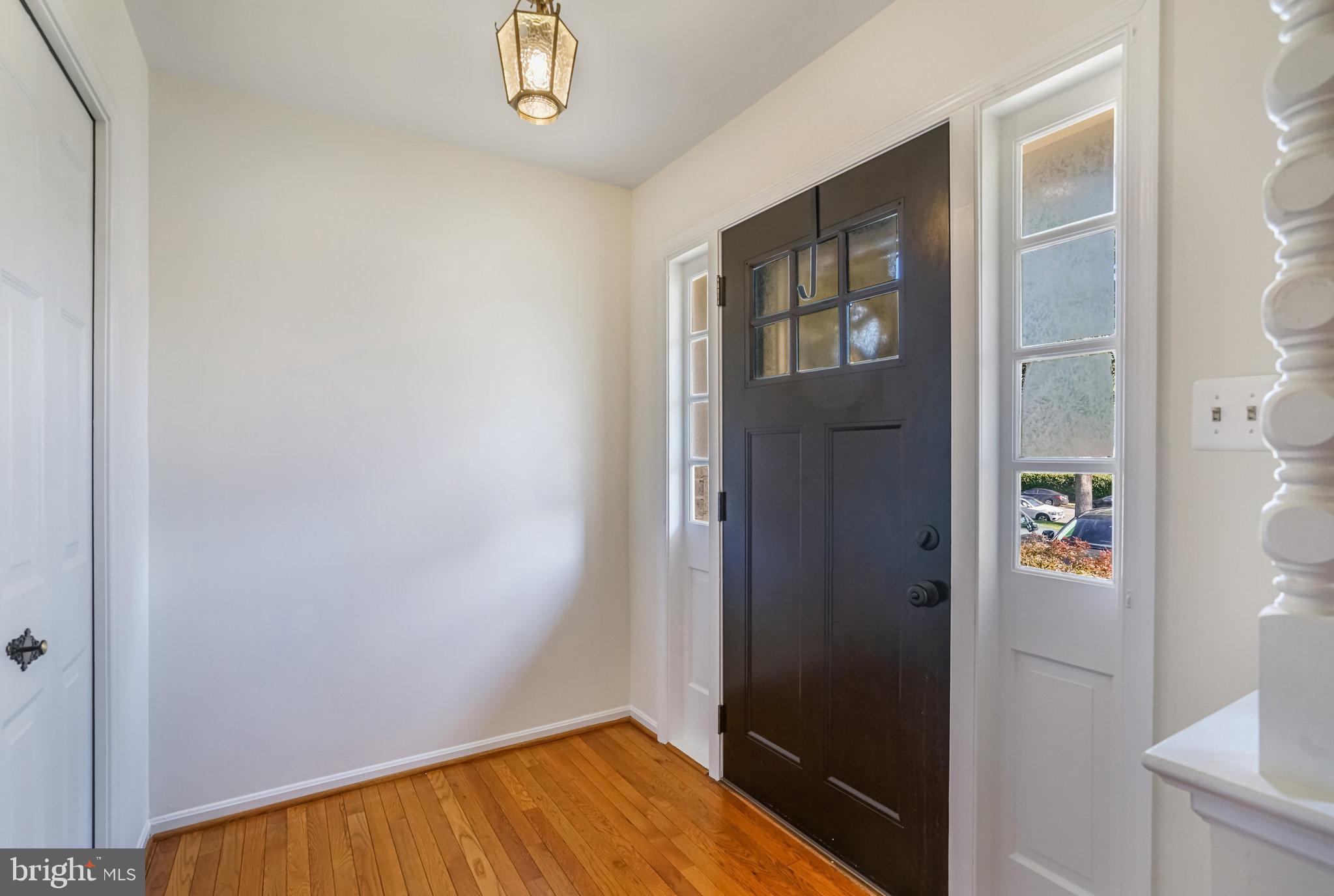 ROYAL COURT - Residential Lease