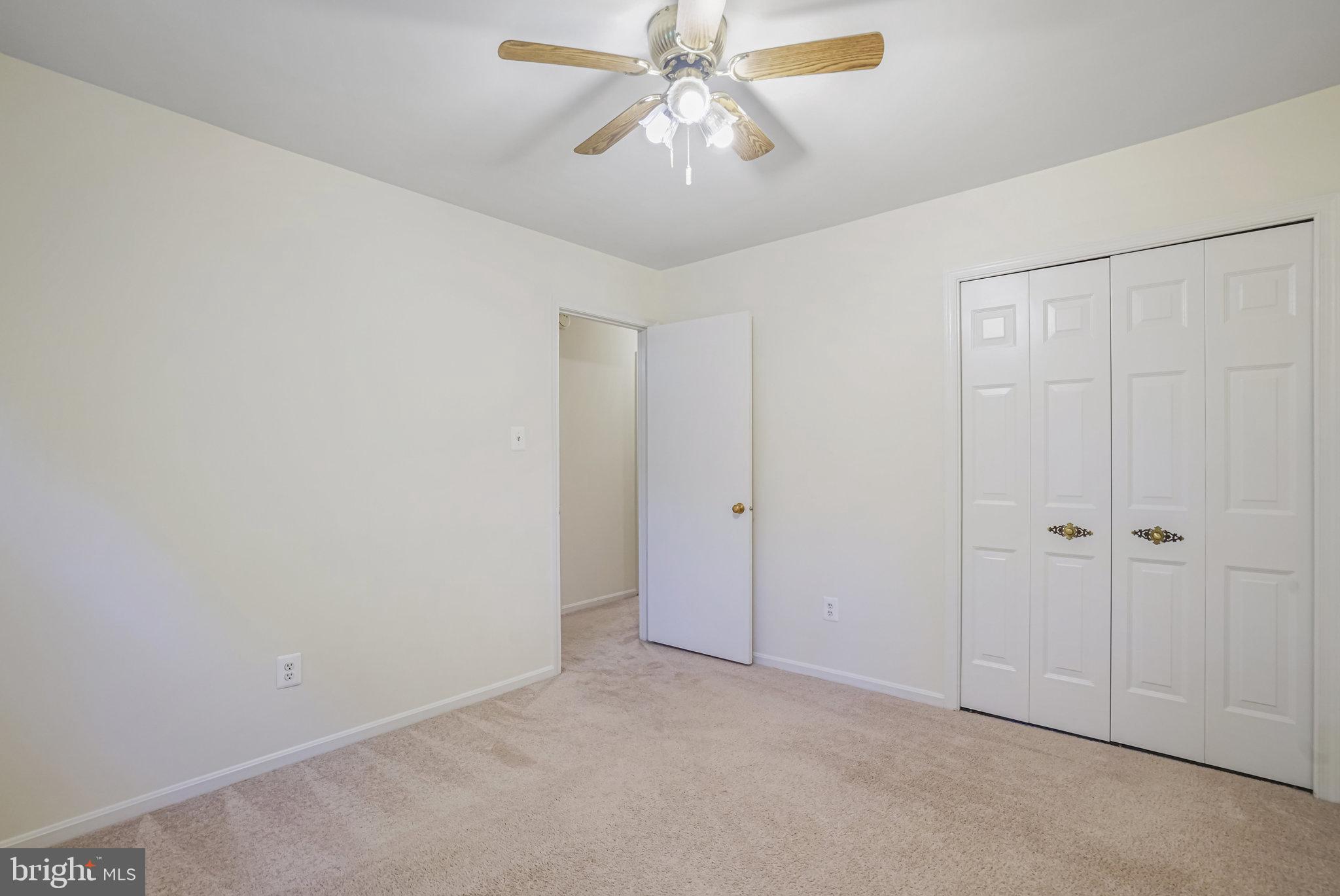 ROYAL COURT - Residential Lease