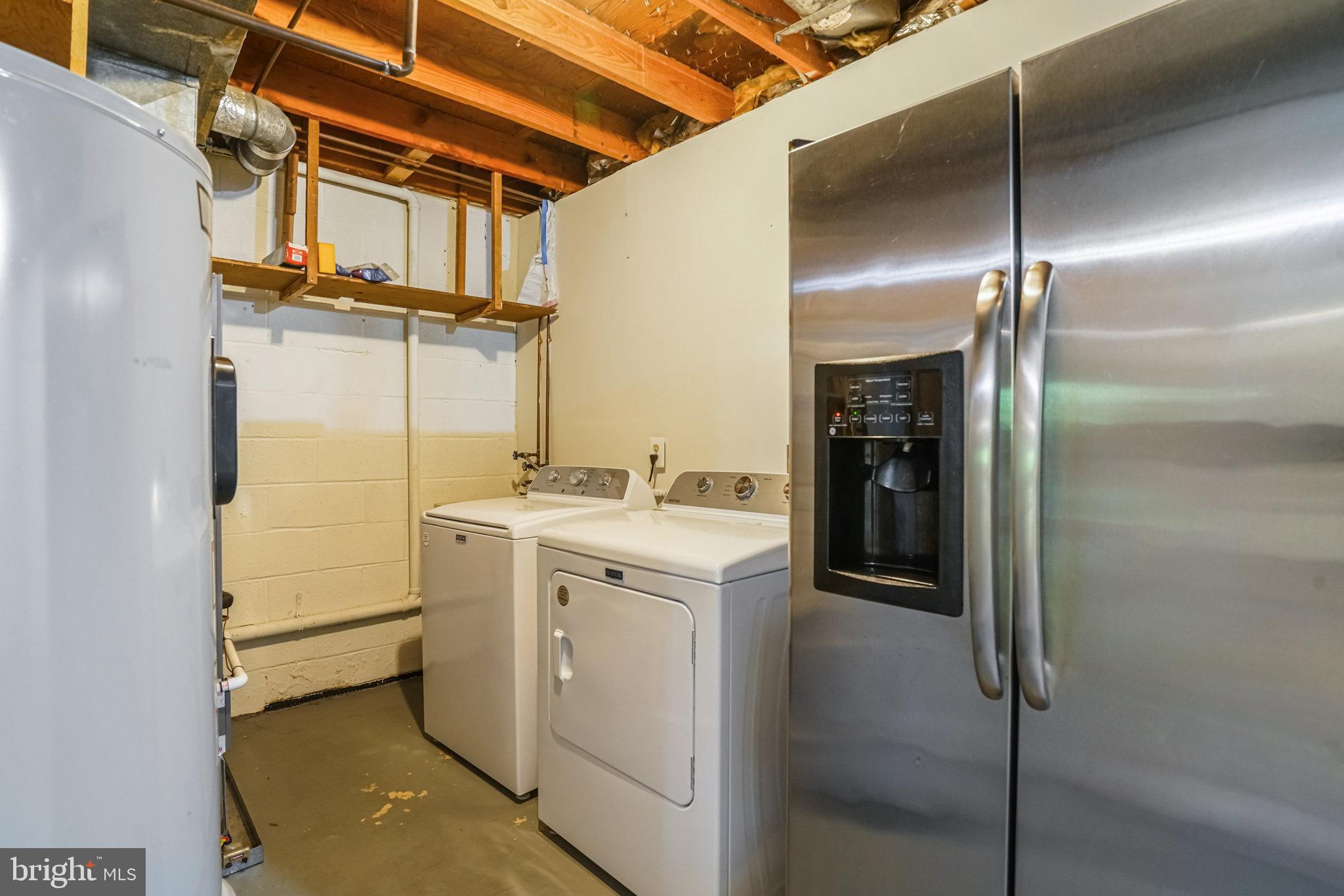 ROYAL COURT - Residential Lease