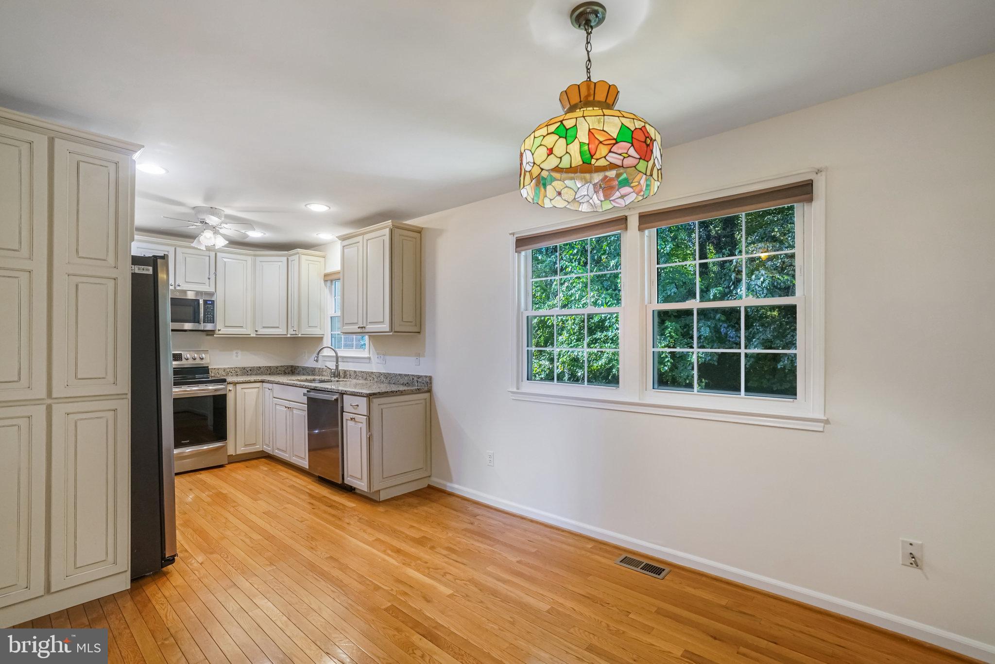 ROYAL COURT - Residential Lease