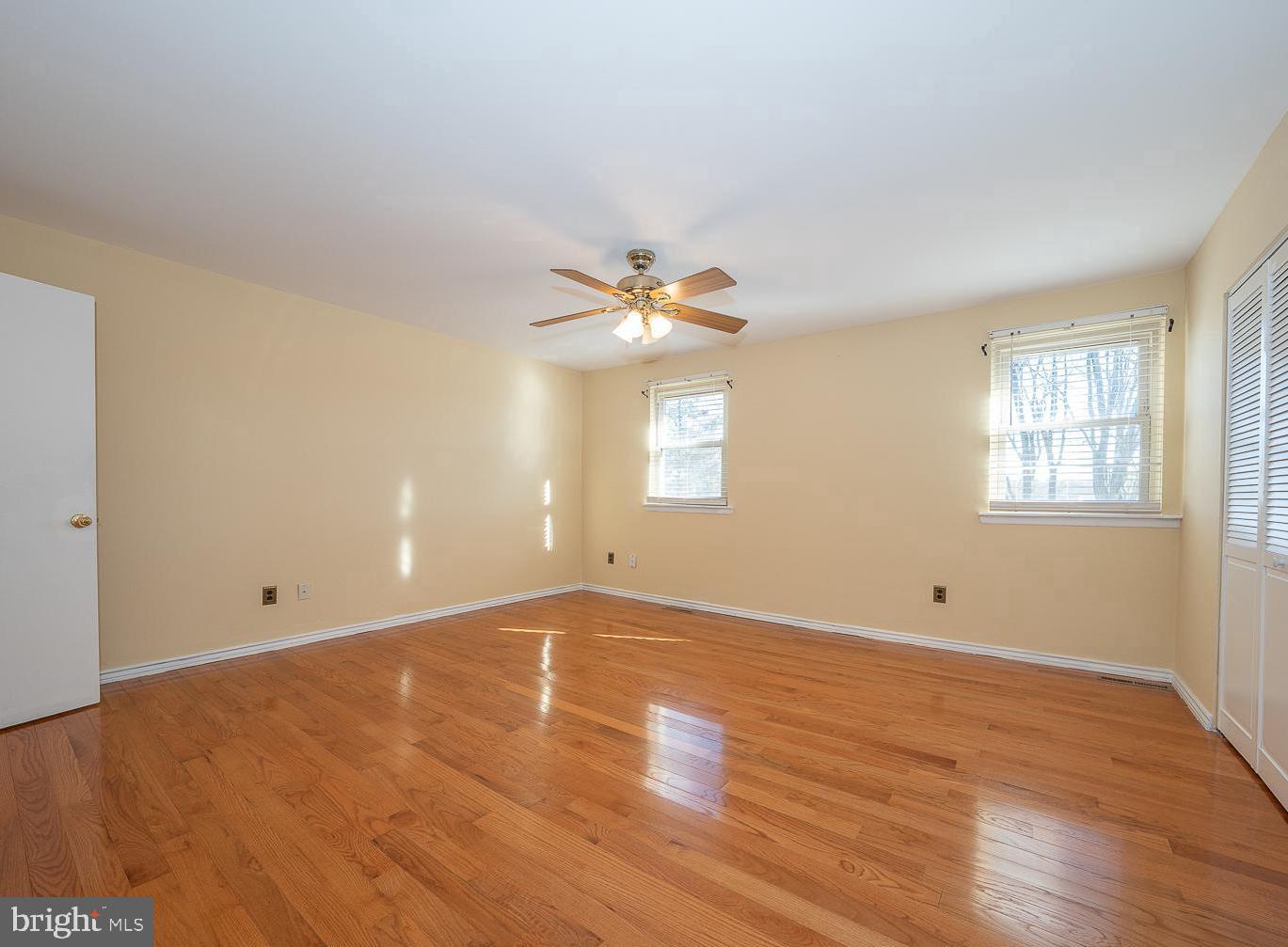 WOODSIDE VIL - Residential Lease