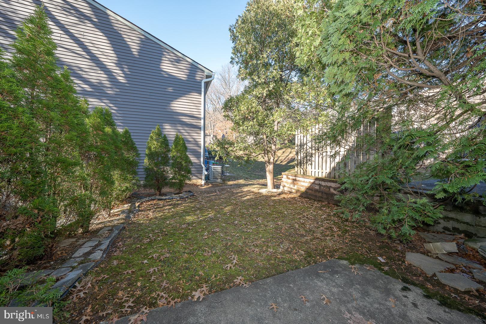 WOODSIDE VIL - Residential Lease