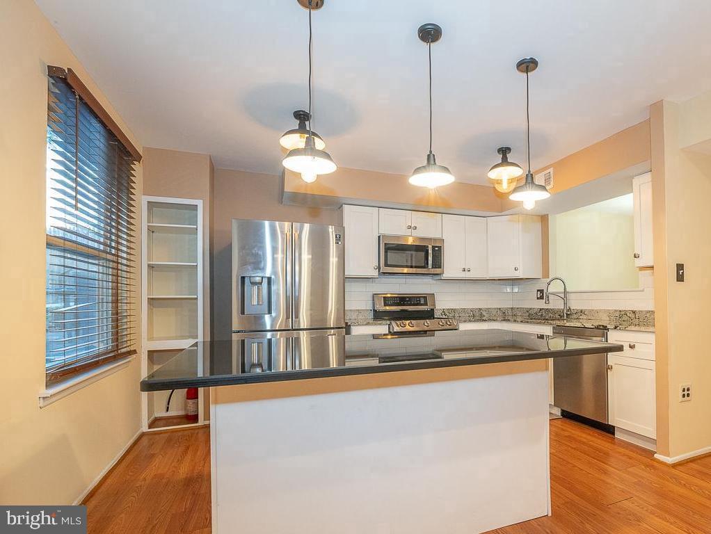 WOODSIDE VIL - Residential Lease