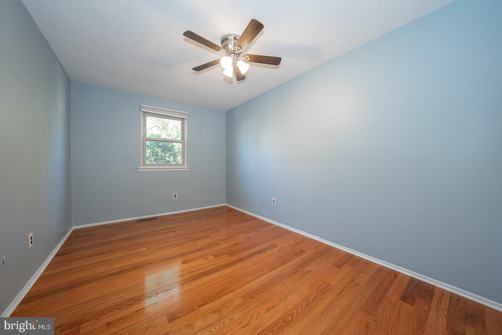 WOODSIDE VIL - Residential Lease