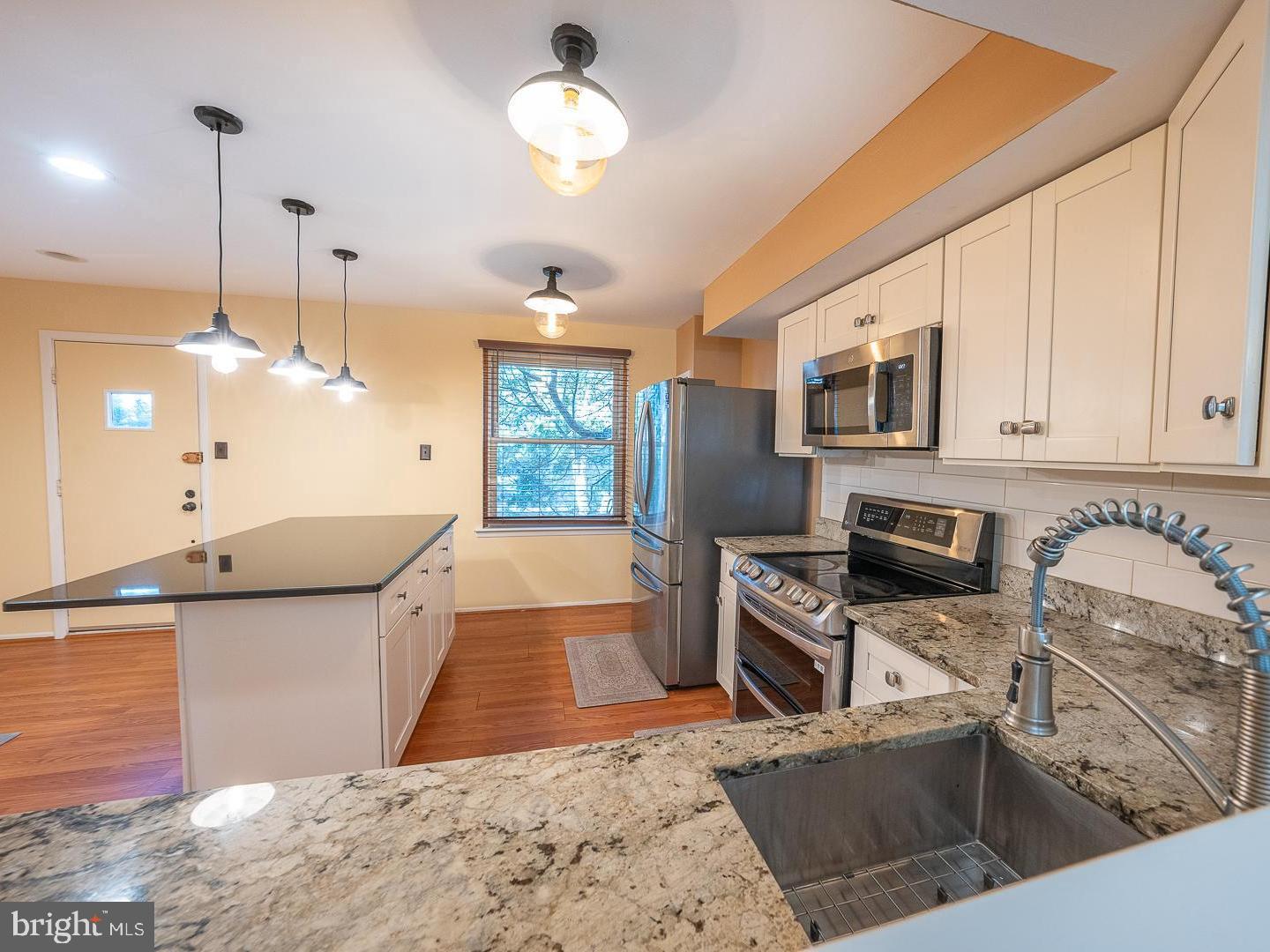 WOODSIDE VIL - Residential Lease