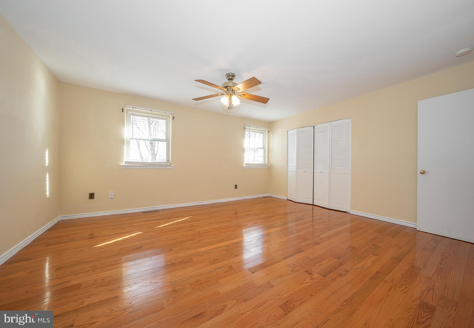 WOODSIDE VIL - Residential Lease