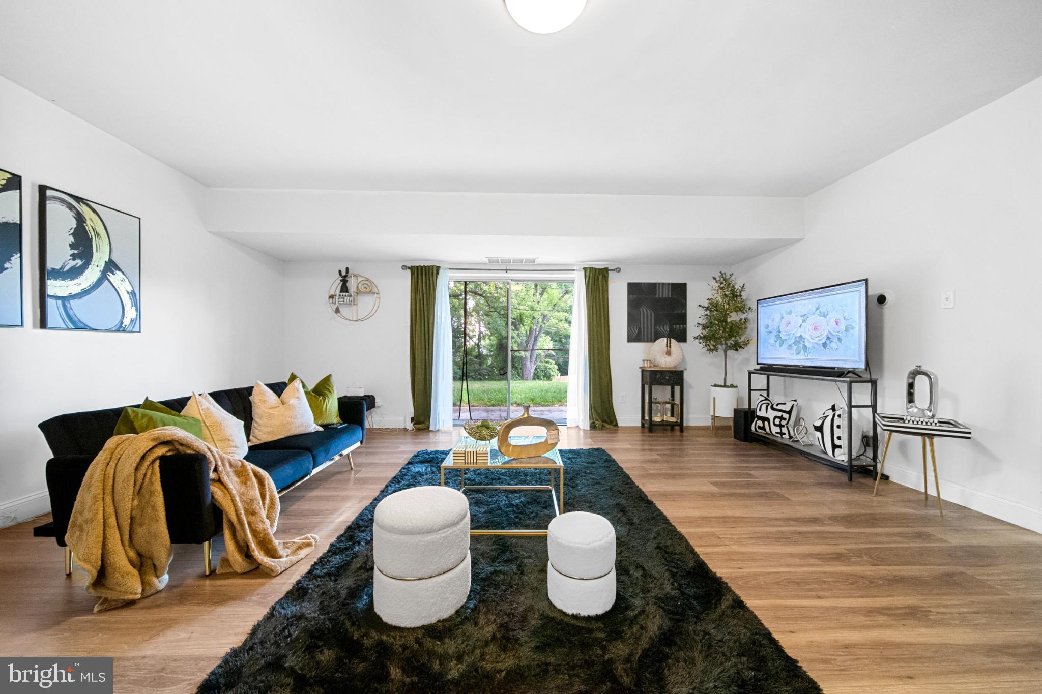 OCCOQUAN RIDGE CONDO - Residential