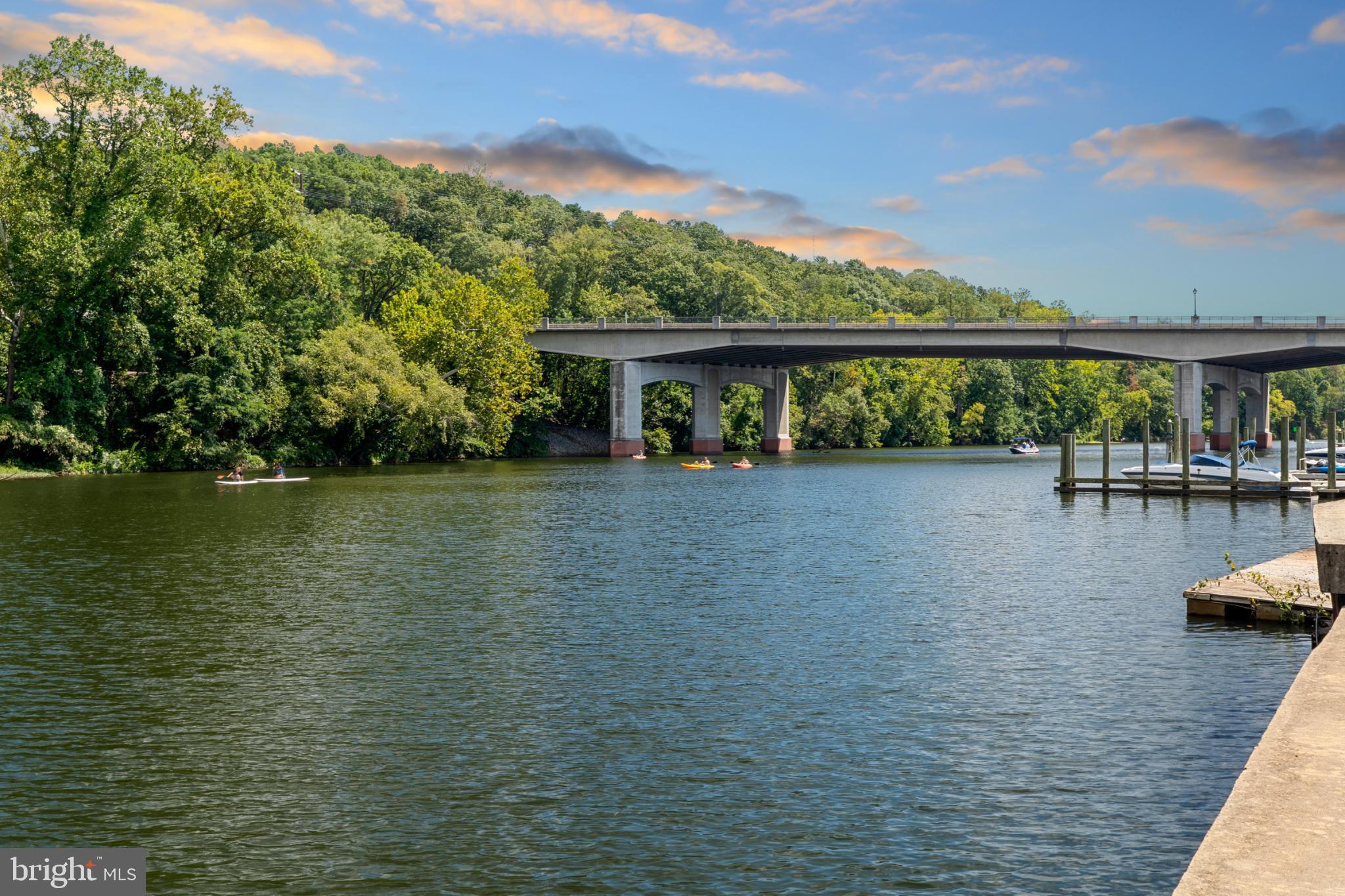 OCCOQUAN RIDGE CONDO - Residential