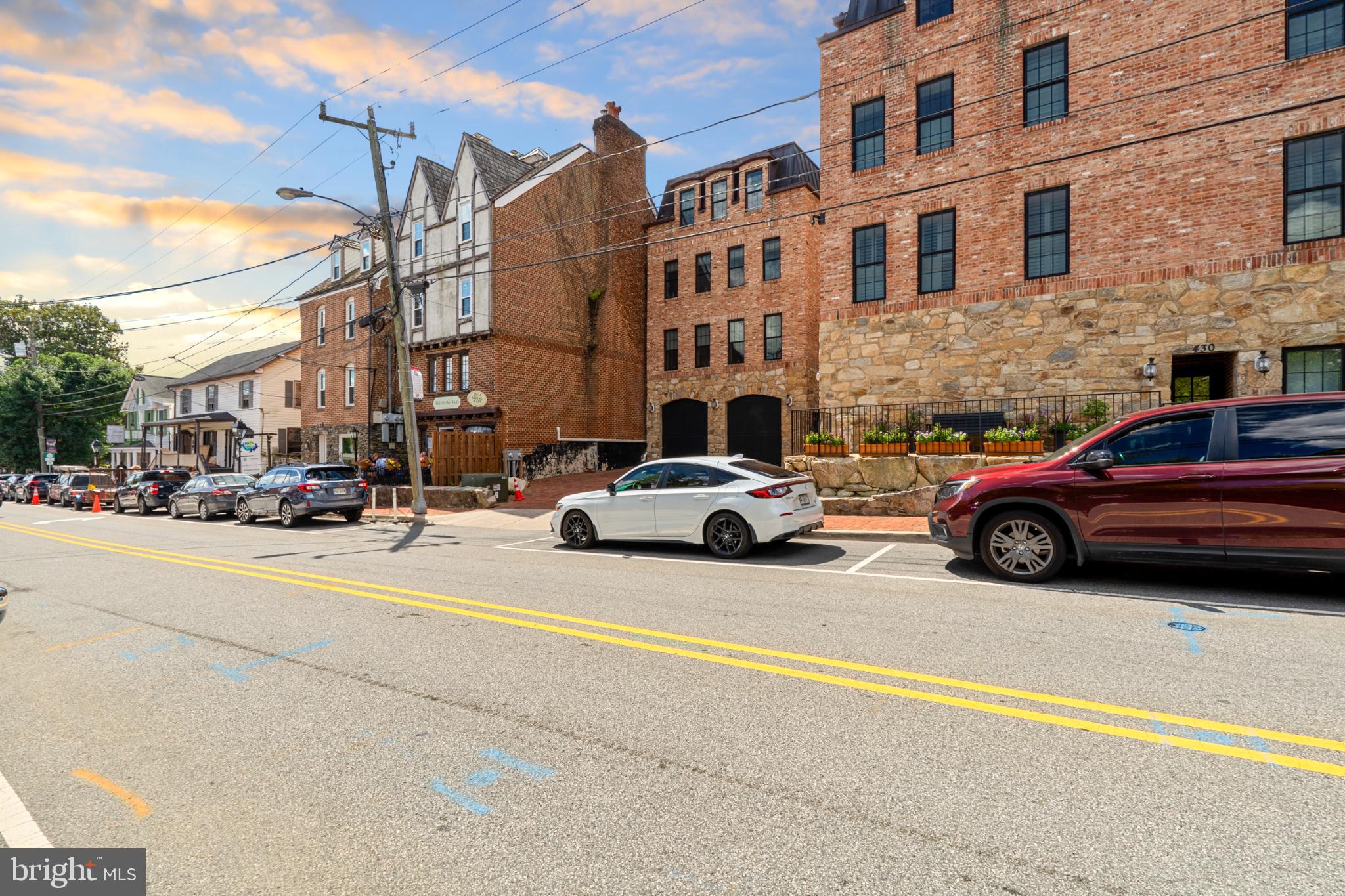 OCCOQUAN RIDGE CONDO - Residential