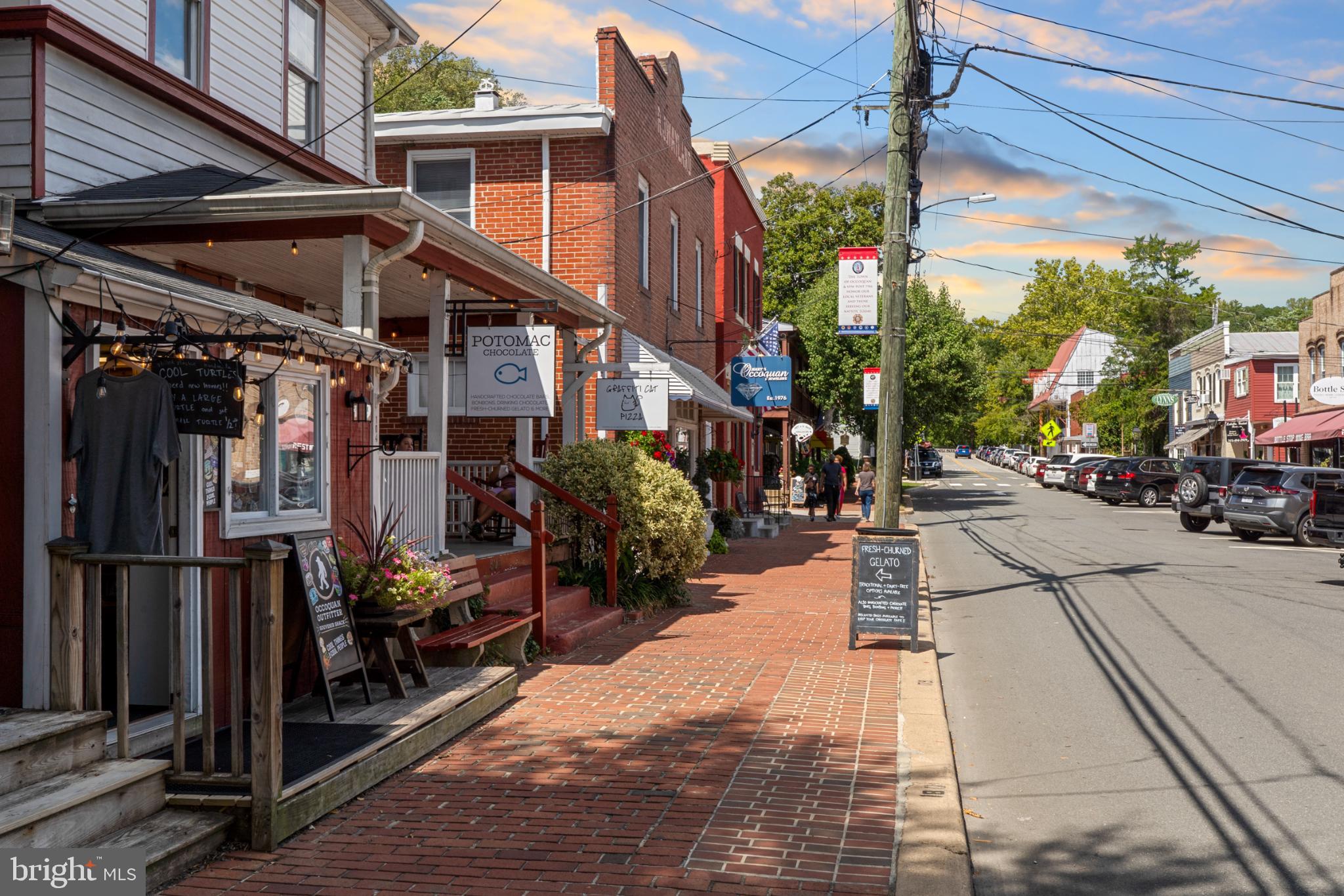 OCCOQUAN RIDGE CONDO - Residential