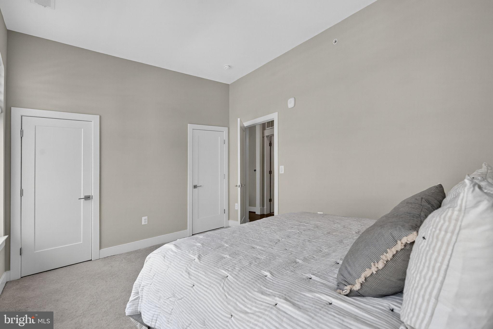 KING STREET STATION CONDO - Residential