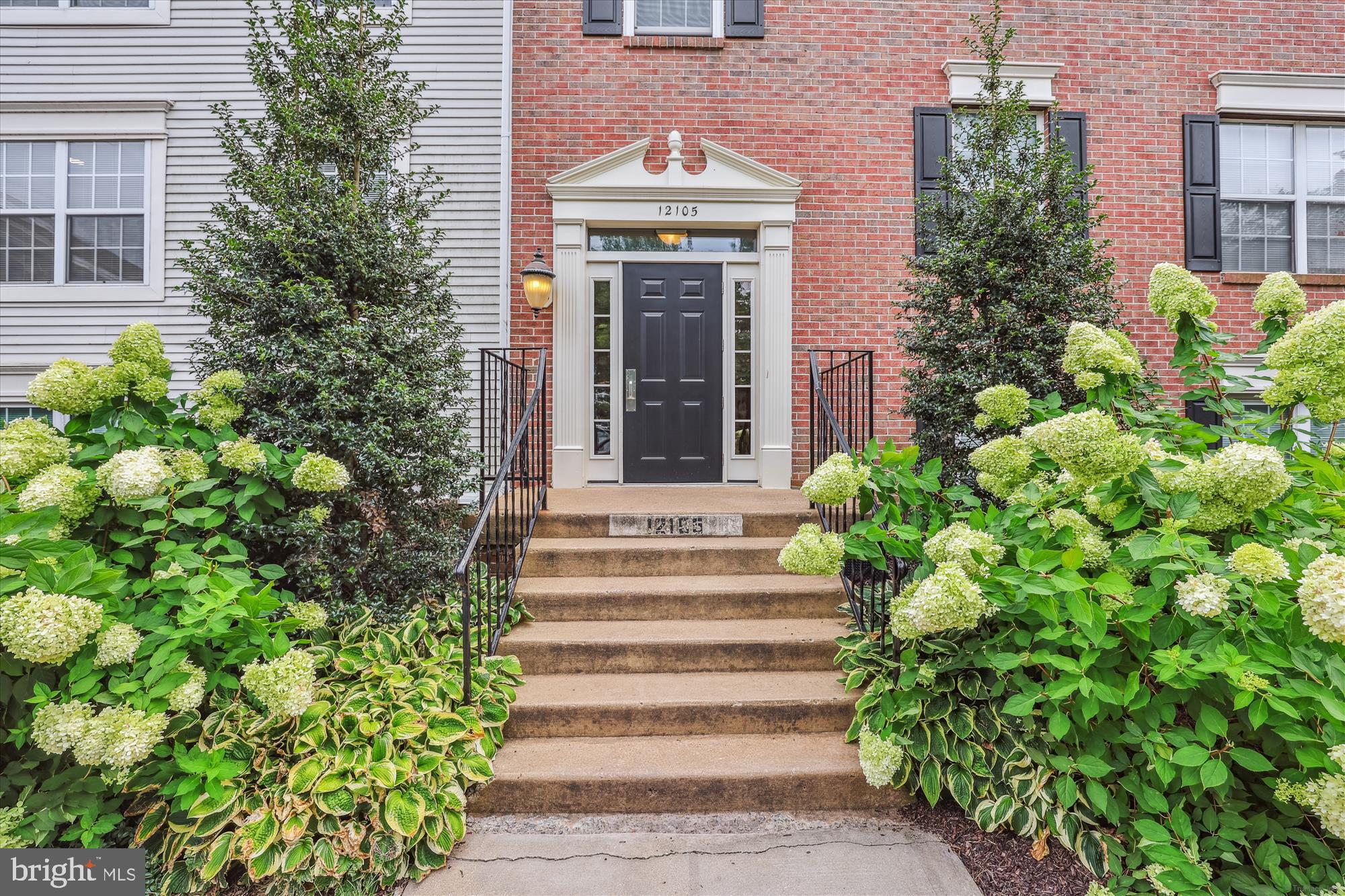 12105 GREENWAY COURT 201