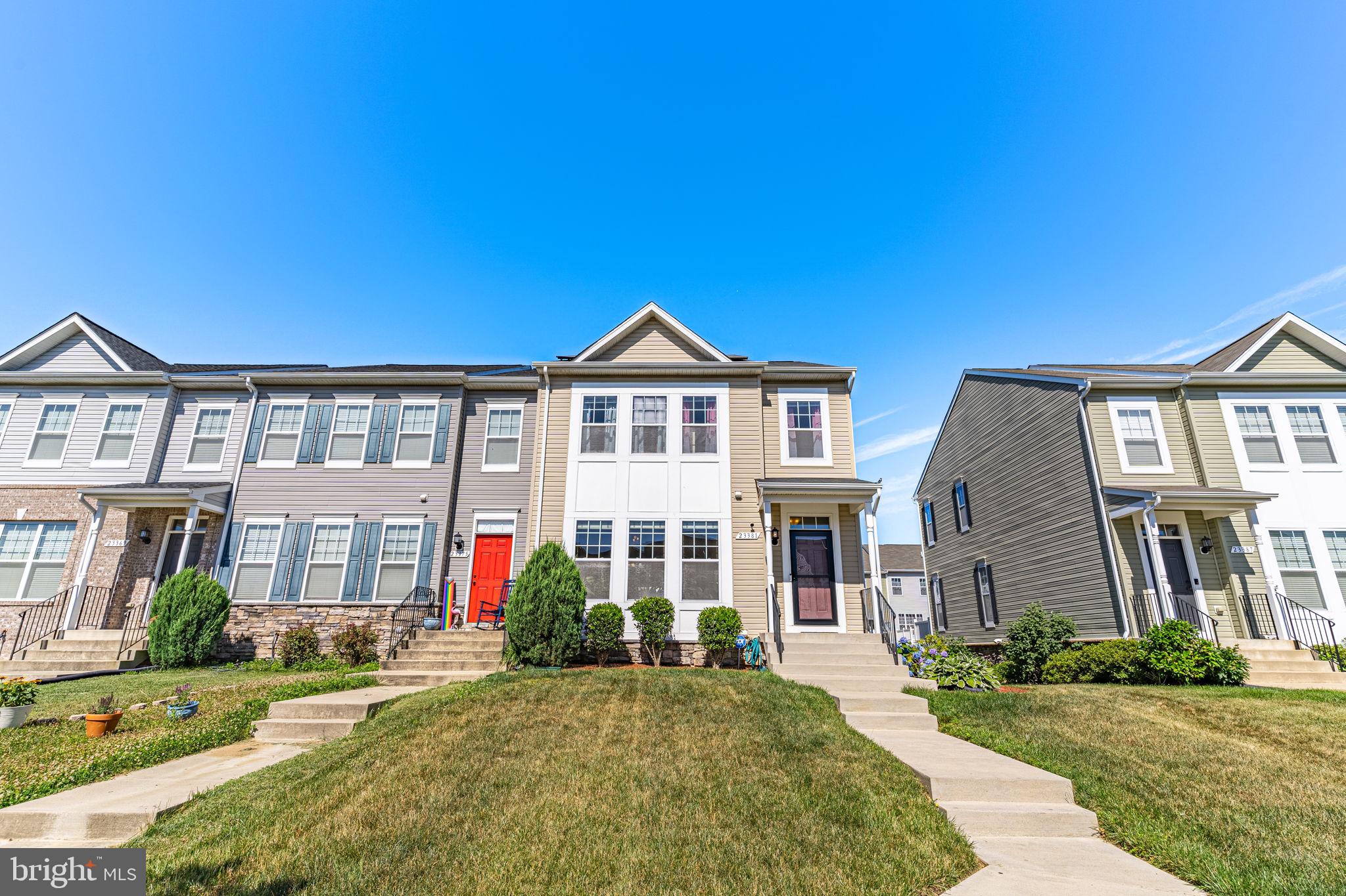 This end unit townhouse is located in the sought after subdivision of Clark's Rest. The neighborhood offers sidewalks for walking with ease with or without your dog, an outdoor pool, basketball and tennis courts and a clubhouse. You are minutes away from restaurants, grocery, parks, hiking trail and water activities.
Walking into this house gives you the feeling of walking into a just-built townhouse. This house has been well taken care of by its owners. The main level has all wood flooring, separate dining area, kitchen with an island and all stainless steel appliances. Adjacent to the kitchen is a family room from which you can walk out to your screened enclosed deck. For your convenience, the washer and dryer are located on the upper level along with two large bedrooms and a primary bedroom with a primary bathroom and walk-in closet. The other two bedrooms are spacious and large enough to hold two twins or a king size bed. There is a full bathroom on the upper level and in the basement. You are only minutes Come take a tour of your new home!!