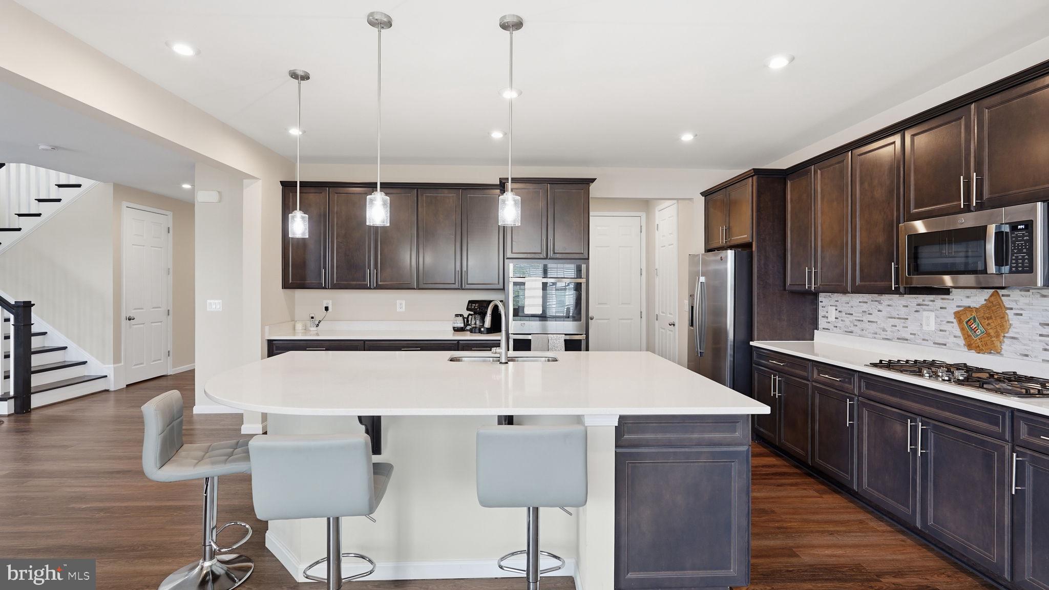 EMBREY MILL - Residential