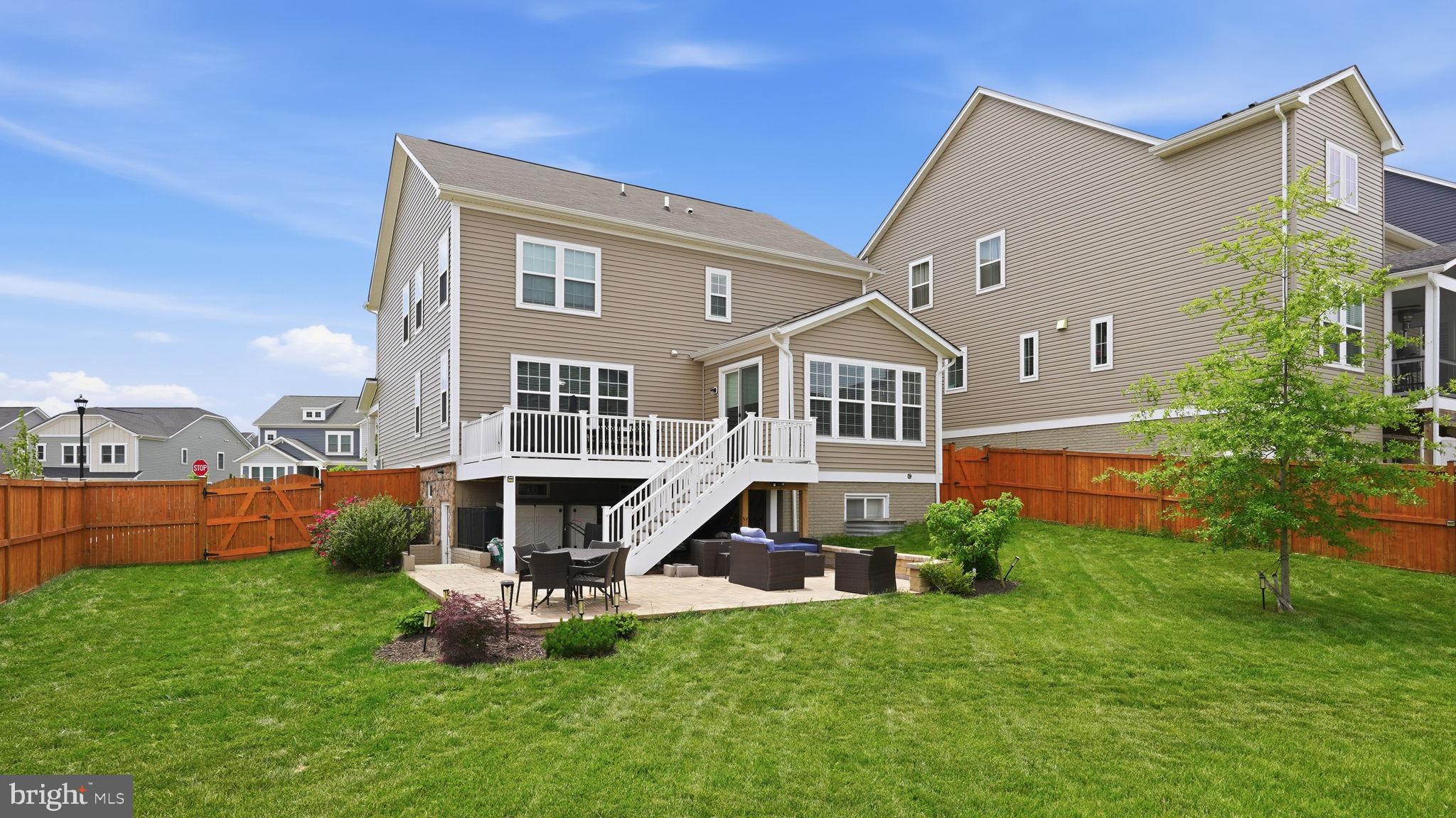 EMBREY MILL - Residential