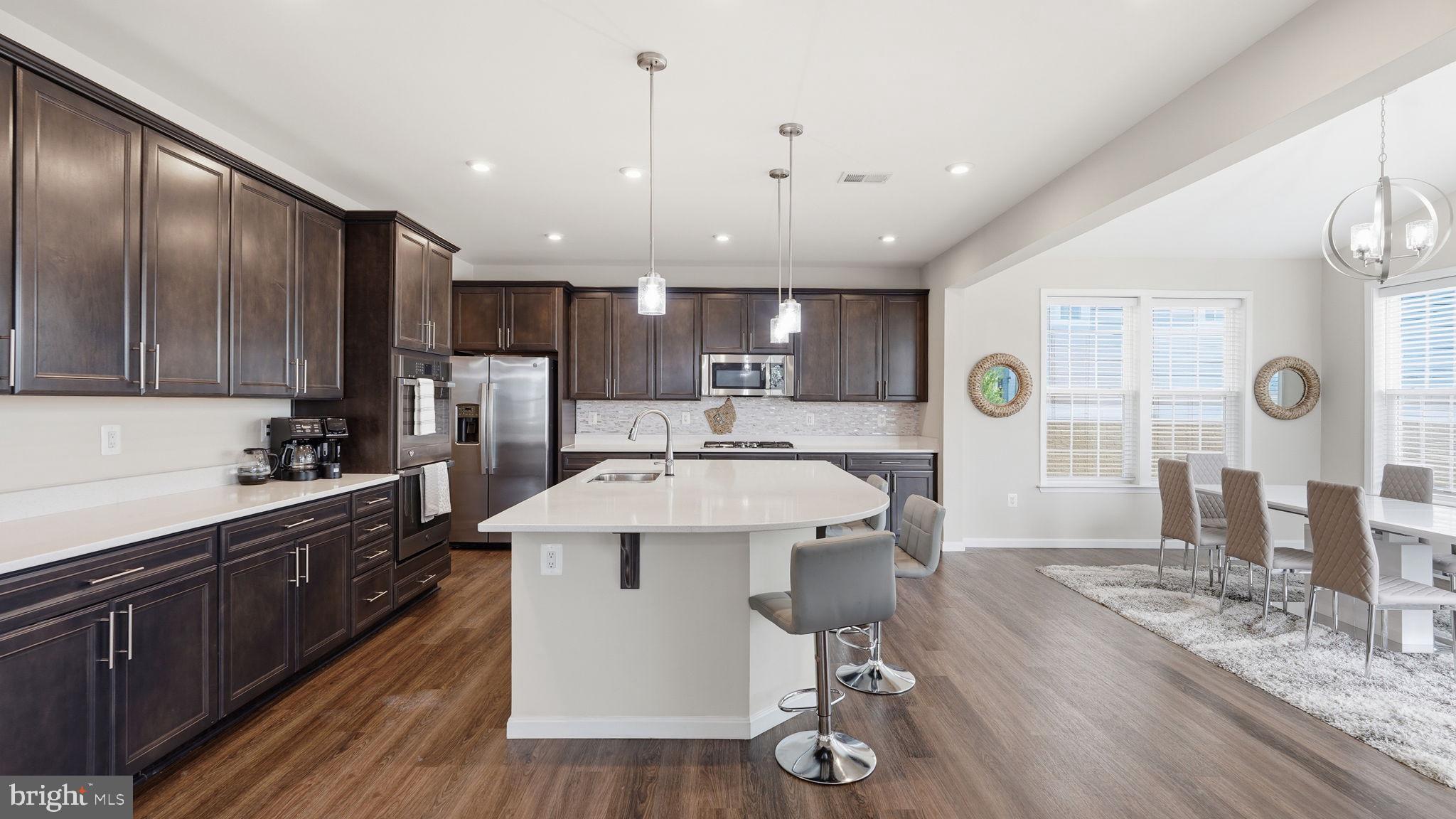 EMBREY MILL - Residential