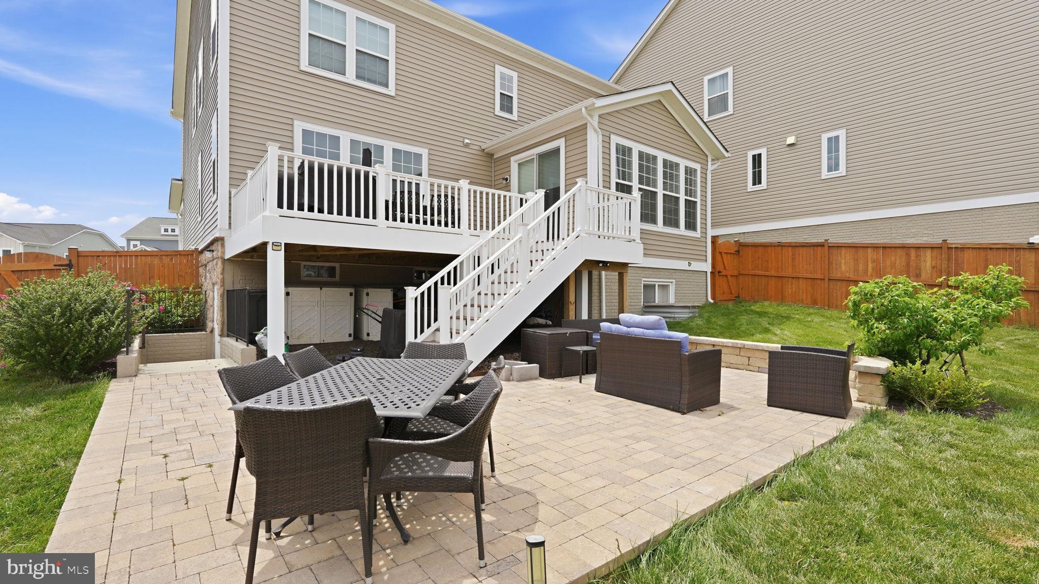 EMBREY MILL - Residential
