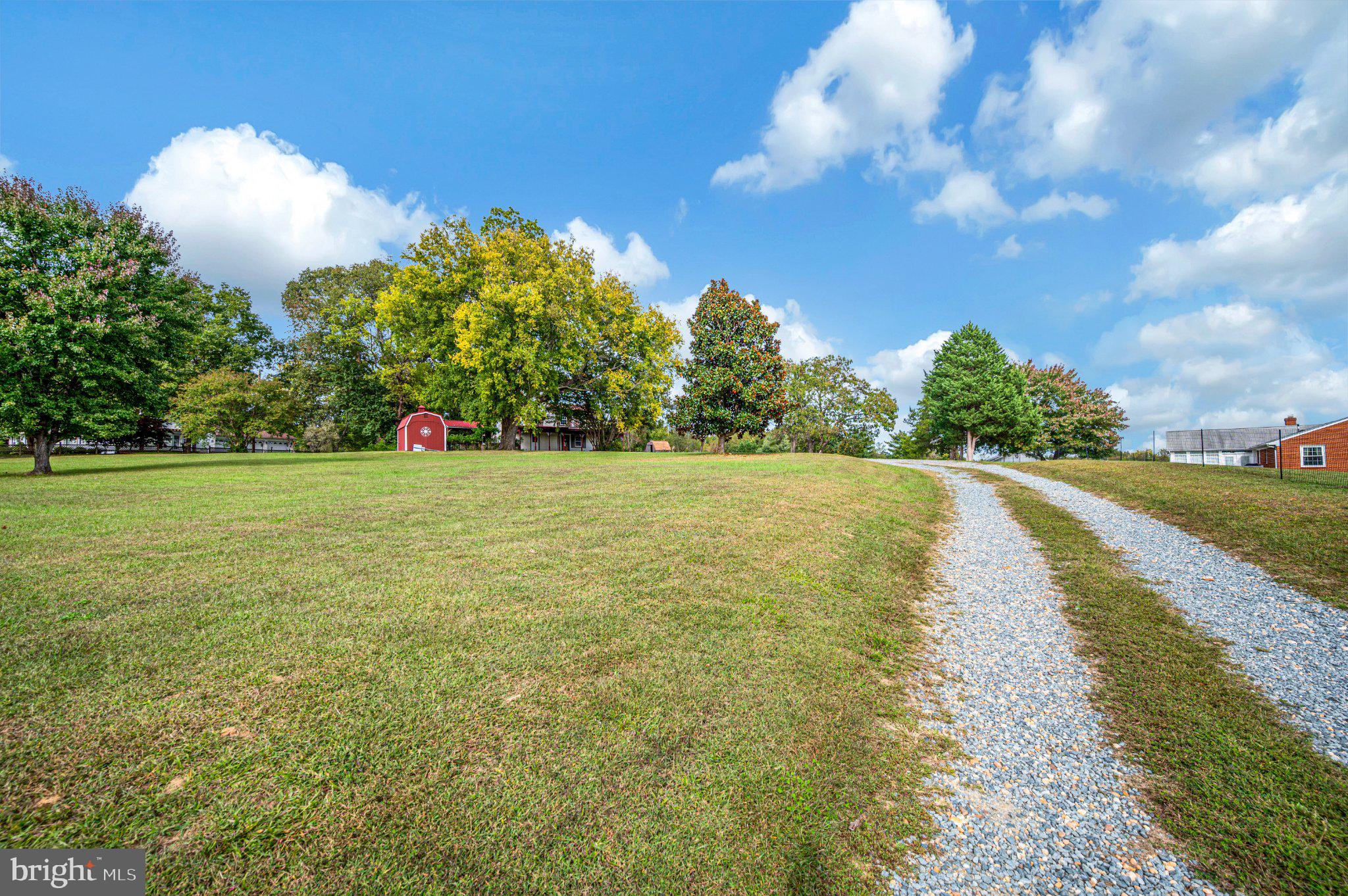 836 TRUSLOW ROAD