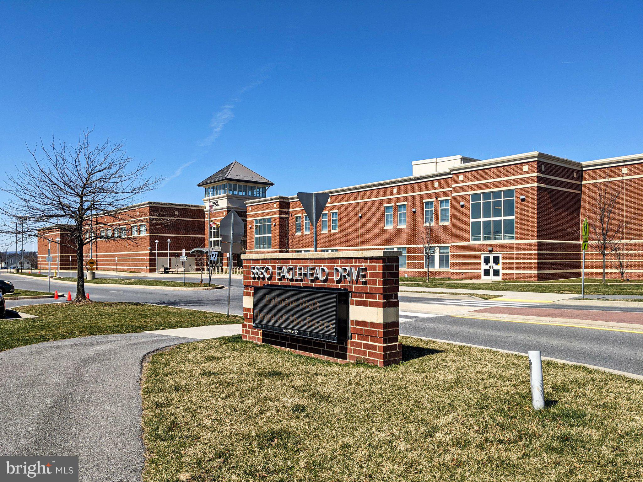 LINGANORE GARDEN CONDOMINIUMS - Residential