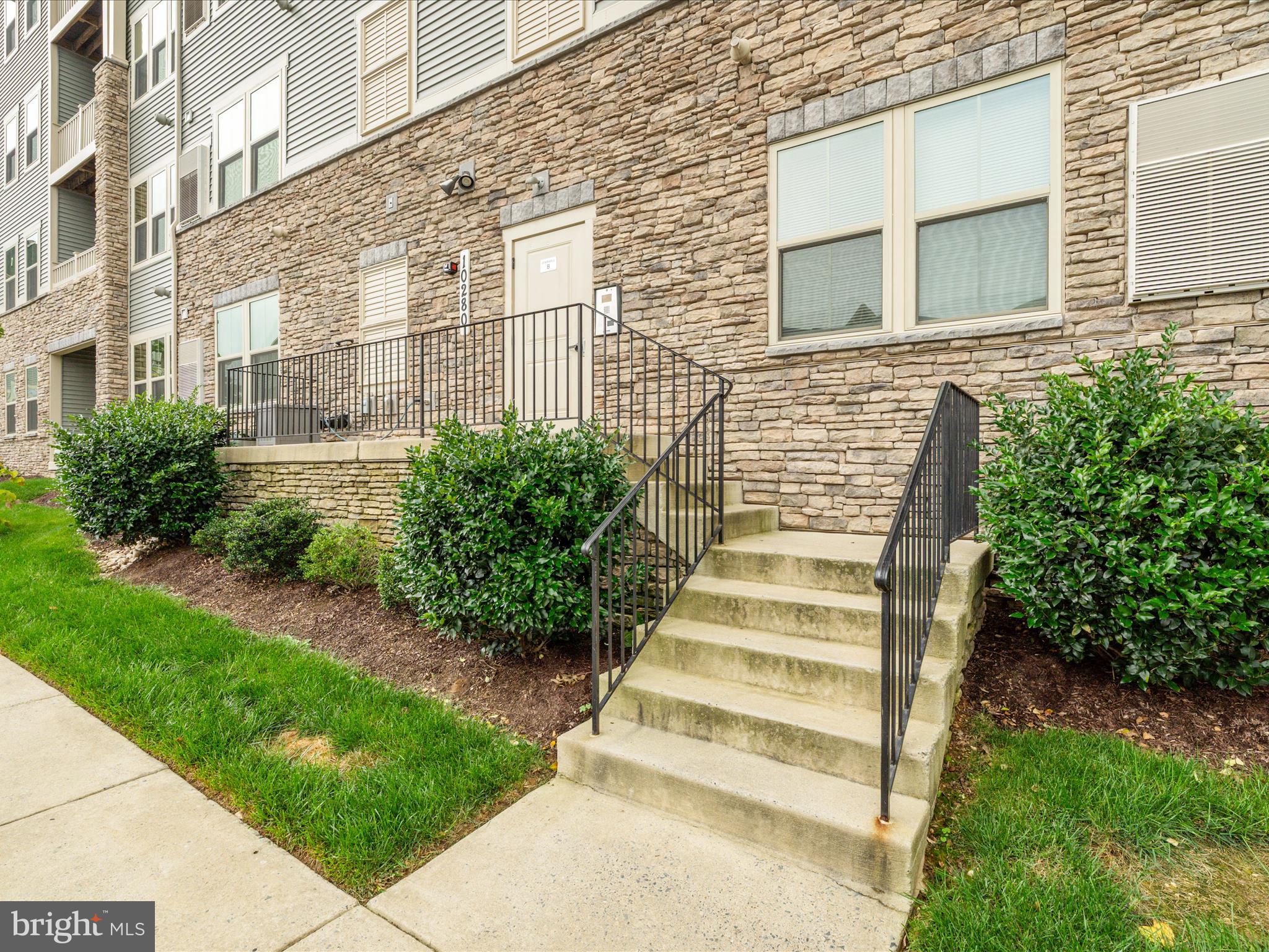 LINGANORE GARDEN CONDOMINIUMS - Residential