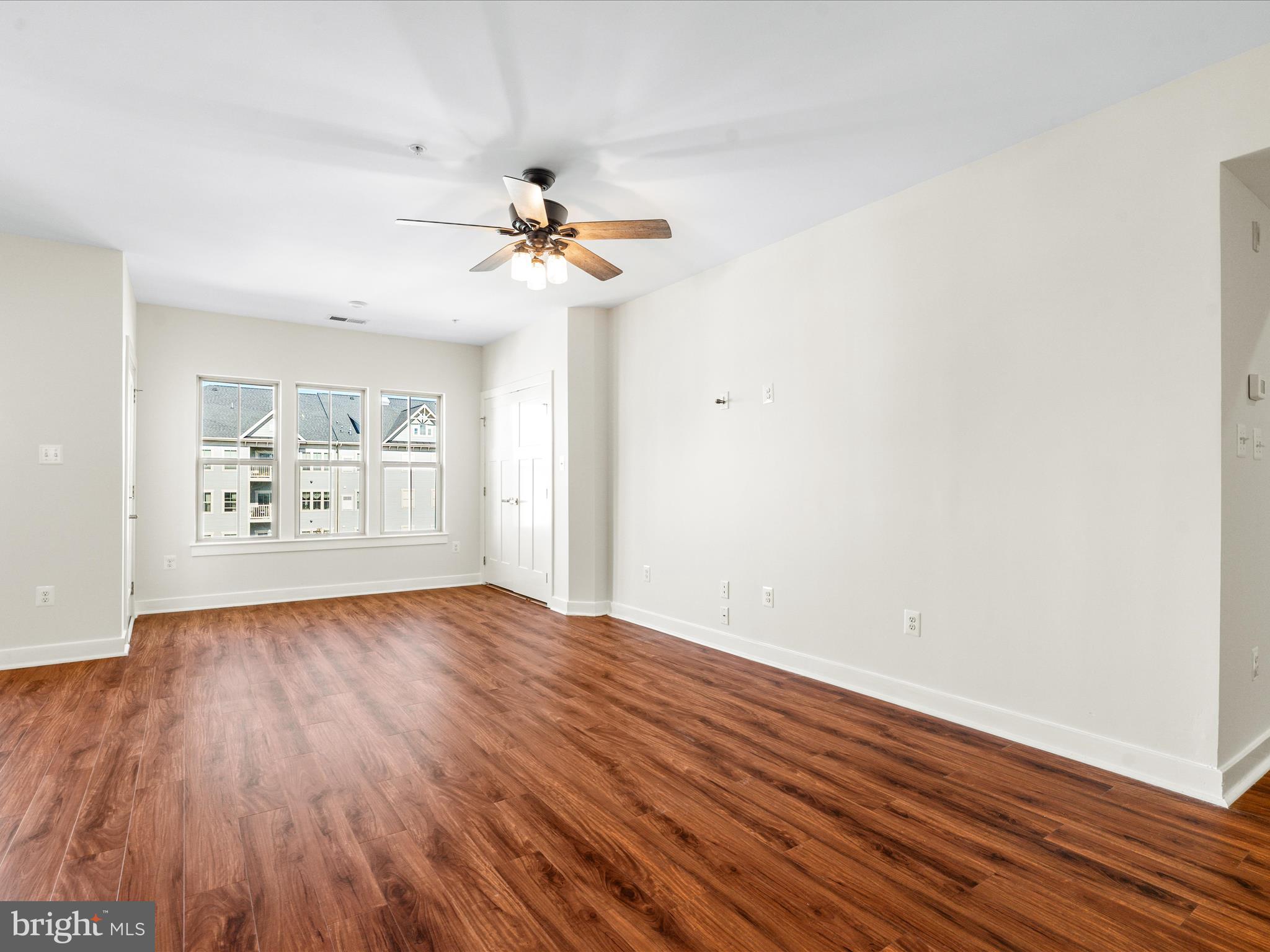 LINGANORE GARDEN CONDOMINIUMS - Residential