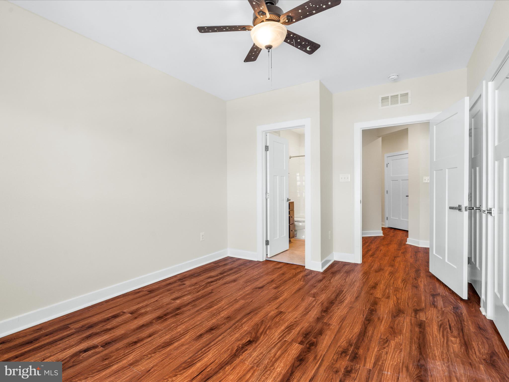 LINGANORE GARDEN CONDOMINIUMS - Residential