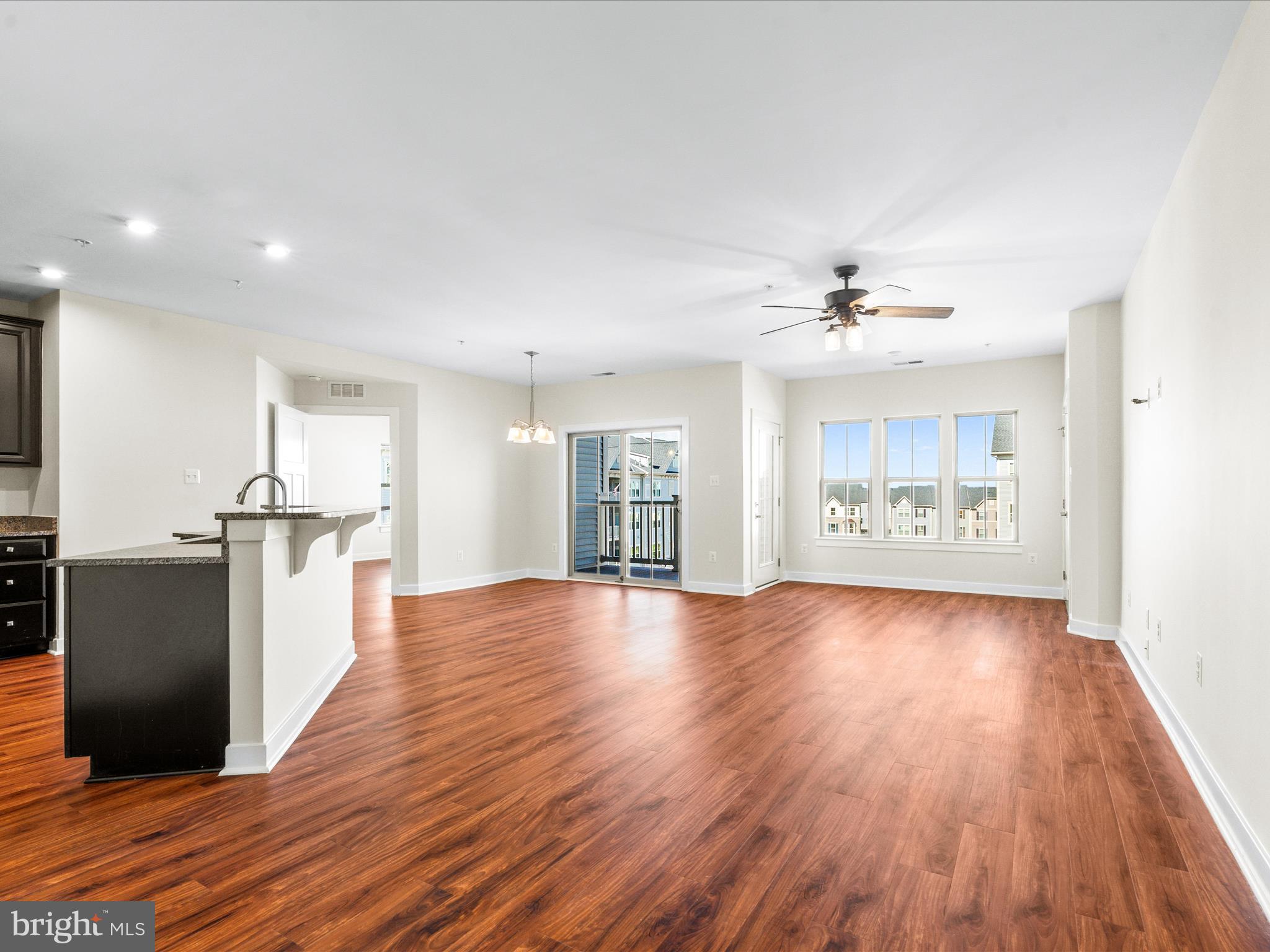 LINGANORE GARDEN CONDOMINIUMS - Residential