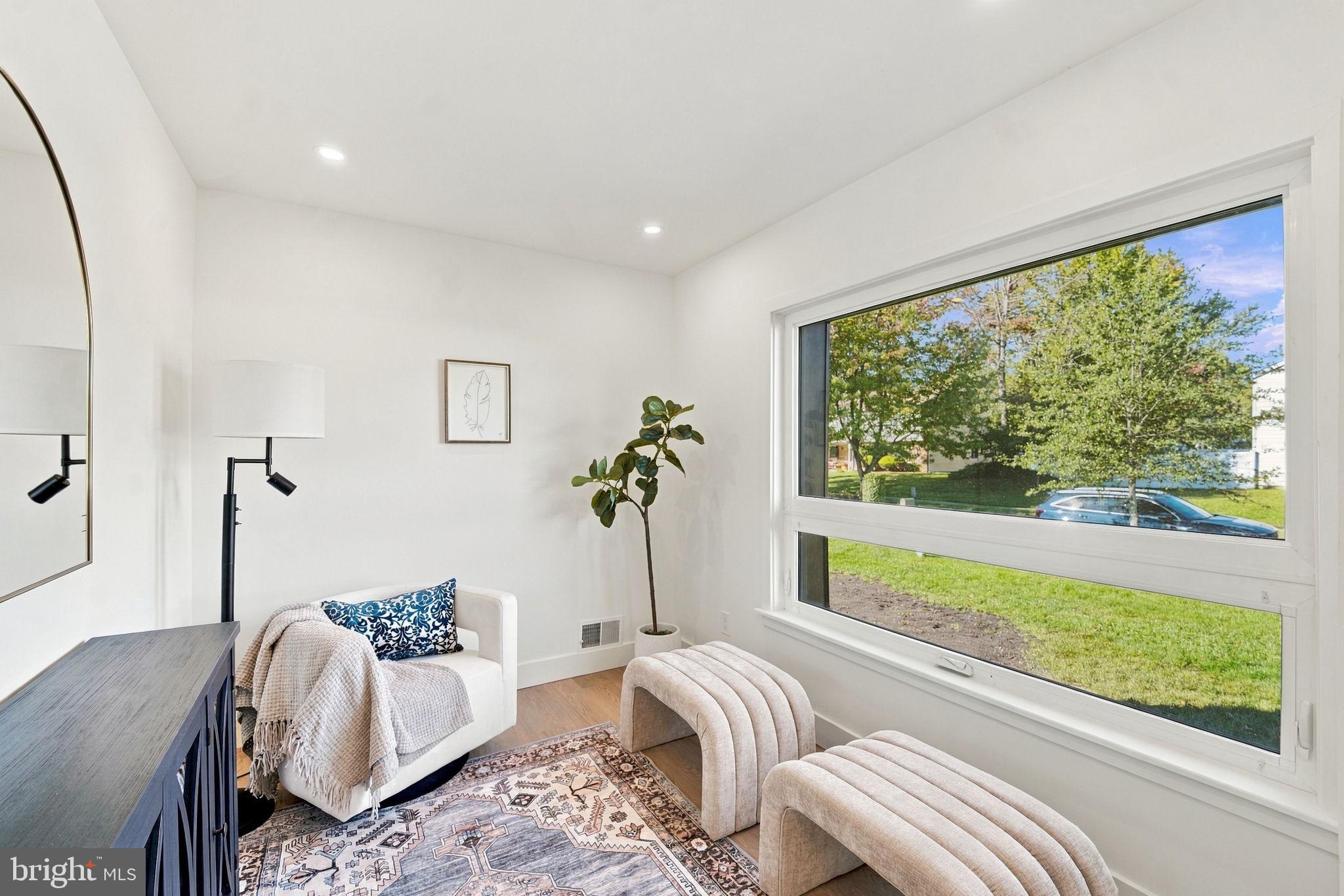 14 GLADSTONE ROAD