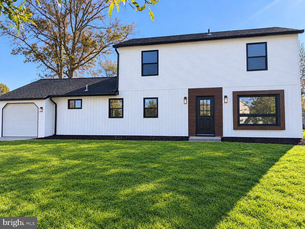 Photo of 14 Gladstone Road, MARLTON, NJ 08053 (MLS # NJBL2123148)