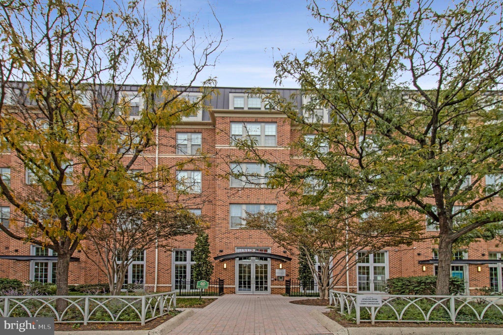 Photo of 1391 Pennsylvania Avenue SE #446, WASHINGTON, DC 20003 (MLS # DCDC2289810)