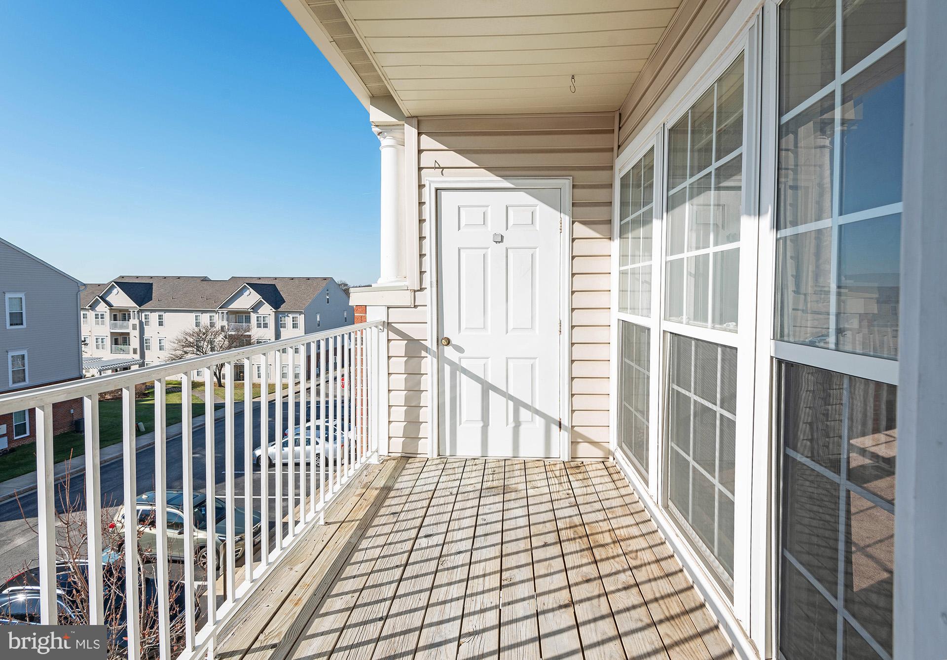 CHESTNUT POINT EAST - Residential